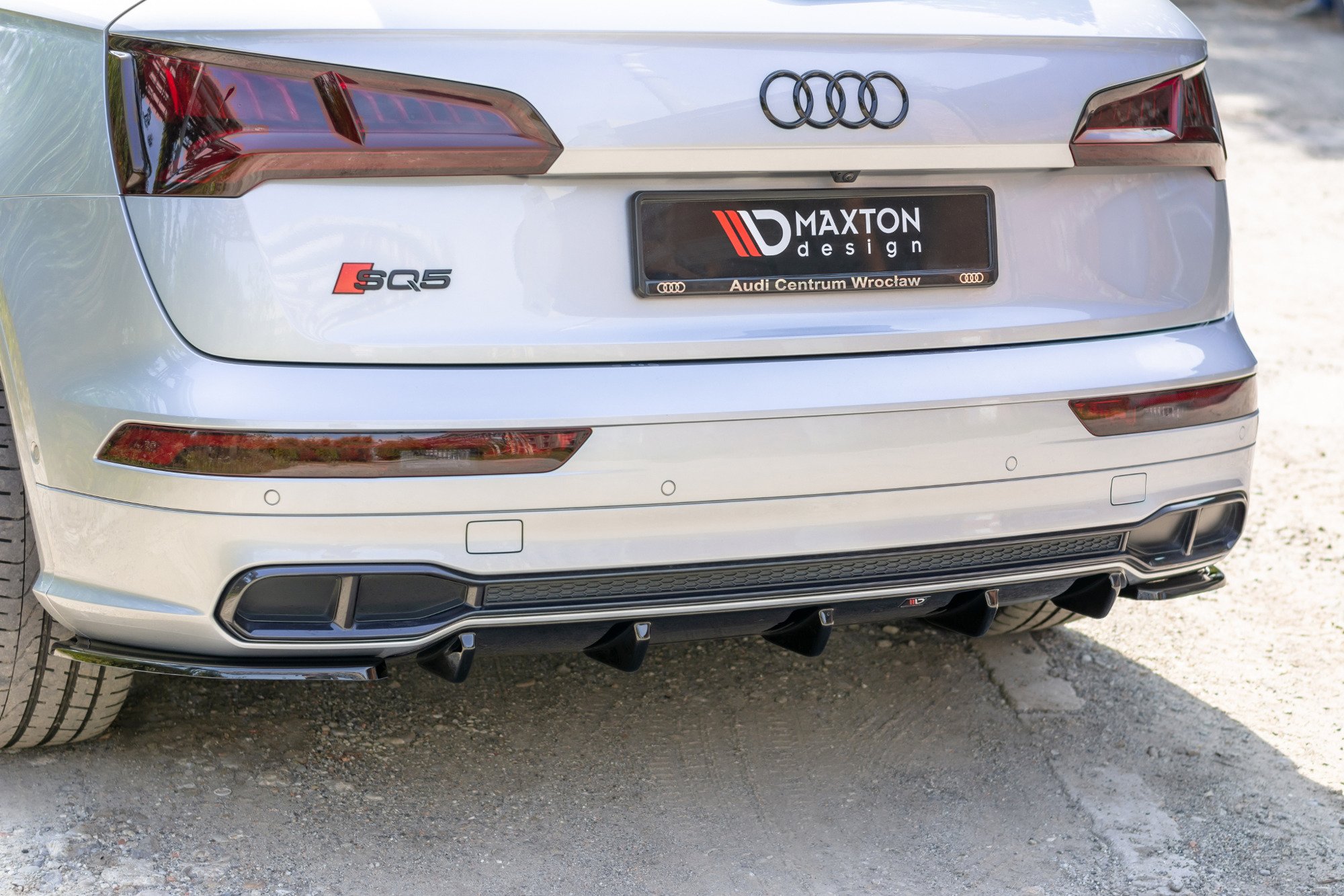 Heck Ansatz Flaps Diffusor für Audi SQ5/Q5 S-line Mk2 schwarz Hochglanz