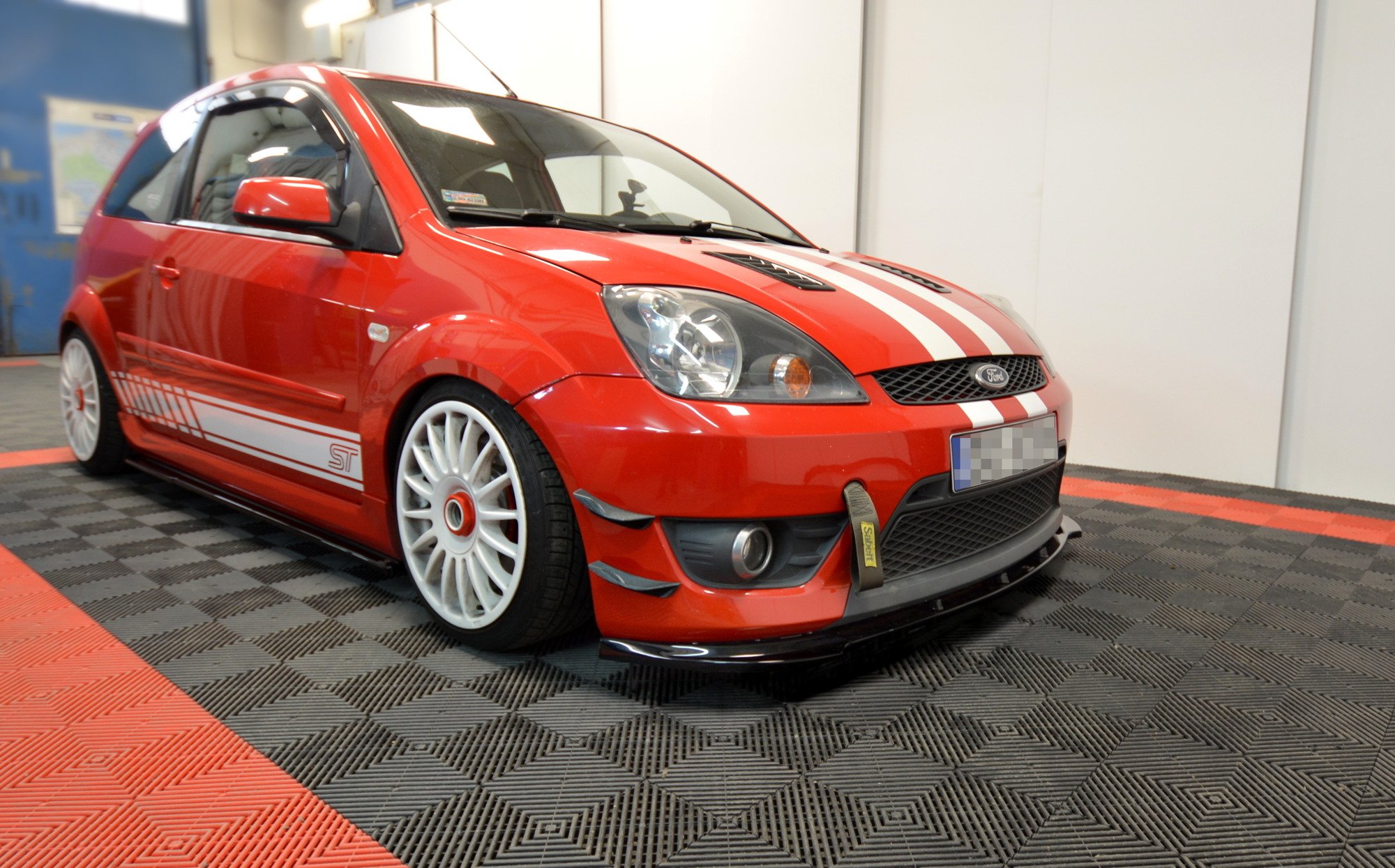 Street+ Spoilerlippe Front Ansatz V.1 passend für Ford Fiesta ST Mk6 schwarz Hochglanz