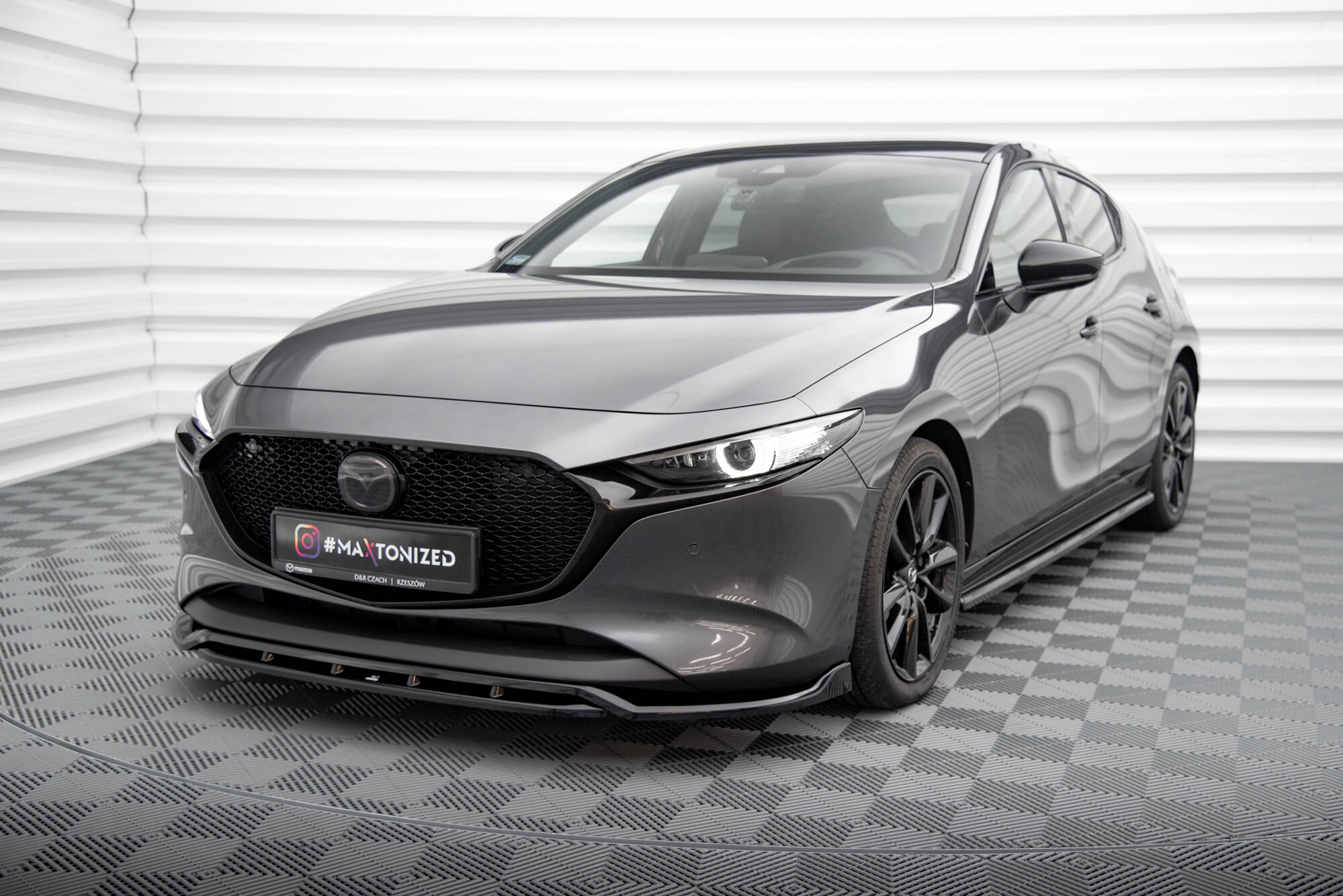 Street+ Spoilerlippe Front Ansatz V.2 passend für Mazda 3 Mk4 schwarz Hochglanz