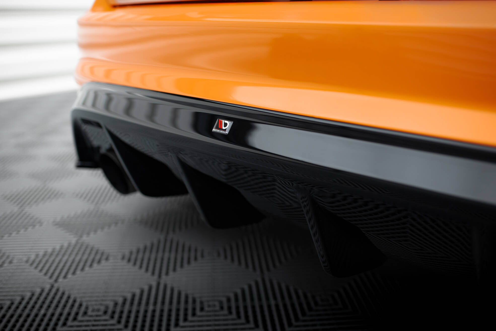 Street+ Heck Ansatz Diffusor passend für Ford Focus ST Mk2 FL schwarz Hochglanz