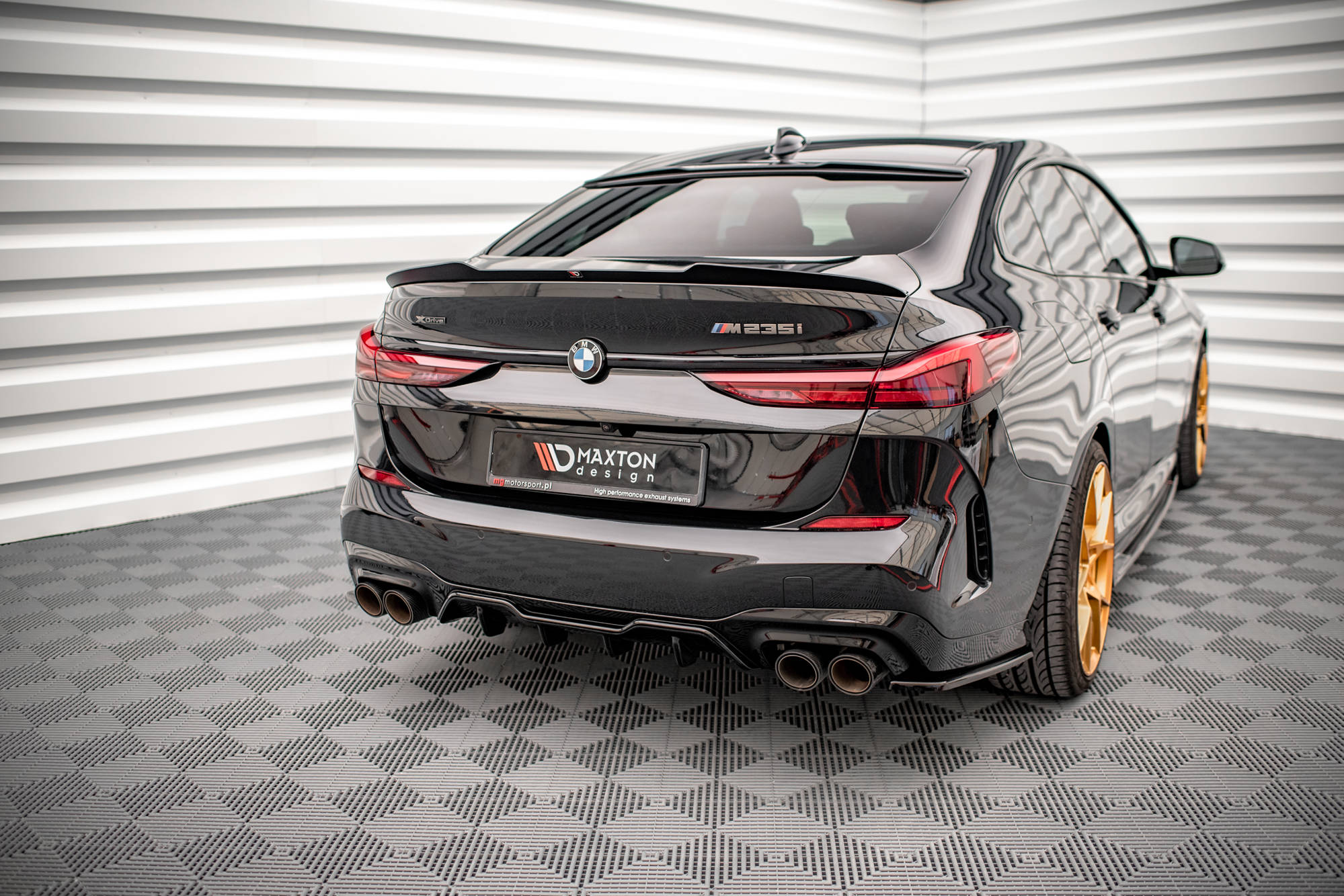 Street+ Heck Ansatz Diffusor passend für BMW M235i Gran Coupe F44 schwarz Hochglanz