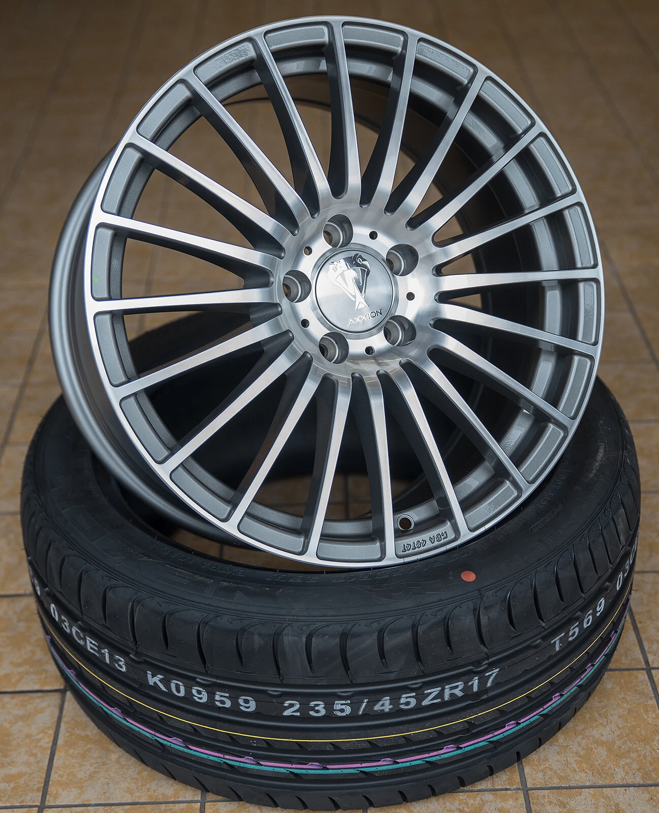 18 Zoll Axxion AX5 Felgen et45 5x112 für Audi A3 S3 RS3 AMG GTI R32 R Grau Alu