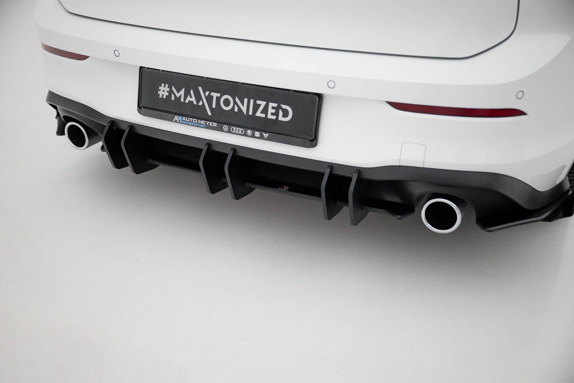 Street Pro Heckschürze Heck Ansatz Diffusor V.2 passend für VW Golf GTI Mk8