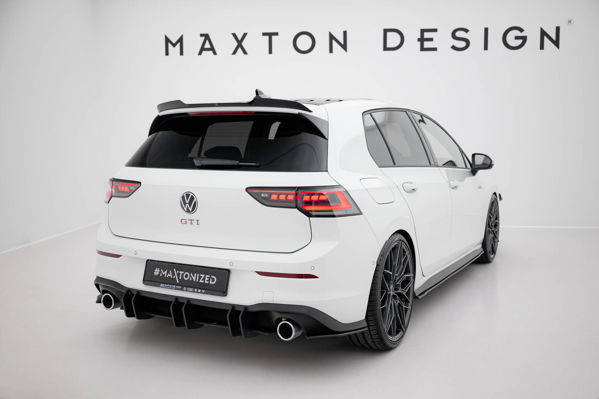 Street Pro Heckschürze Heck Ansatz Diffusor V.2 passend für VW Golf GTI Mk8