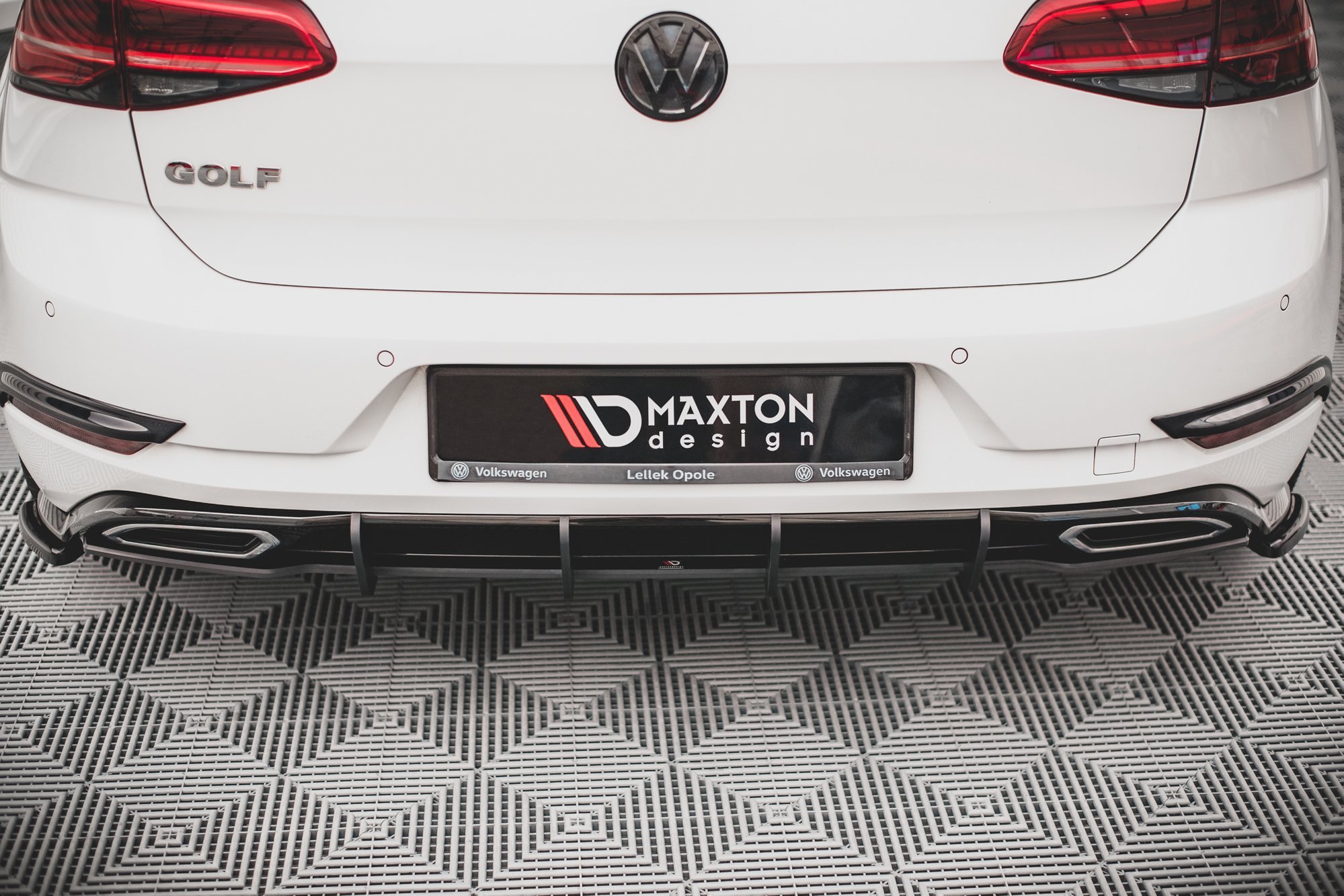 Street Pro Heckschürze Heck Ansatz Diffusor passend für VW Golf R-Line Mk 7 FL