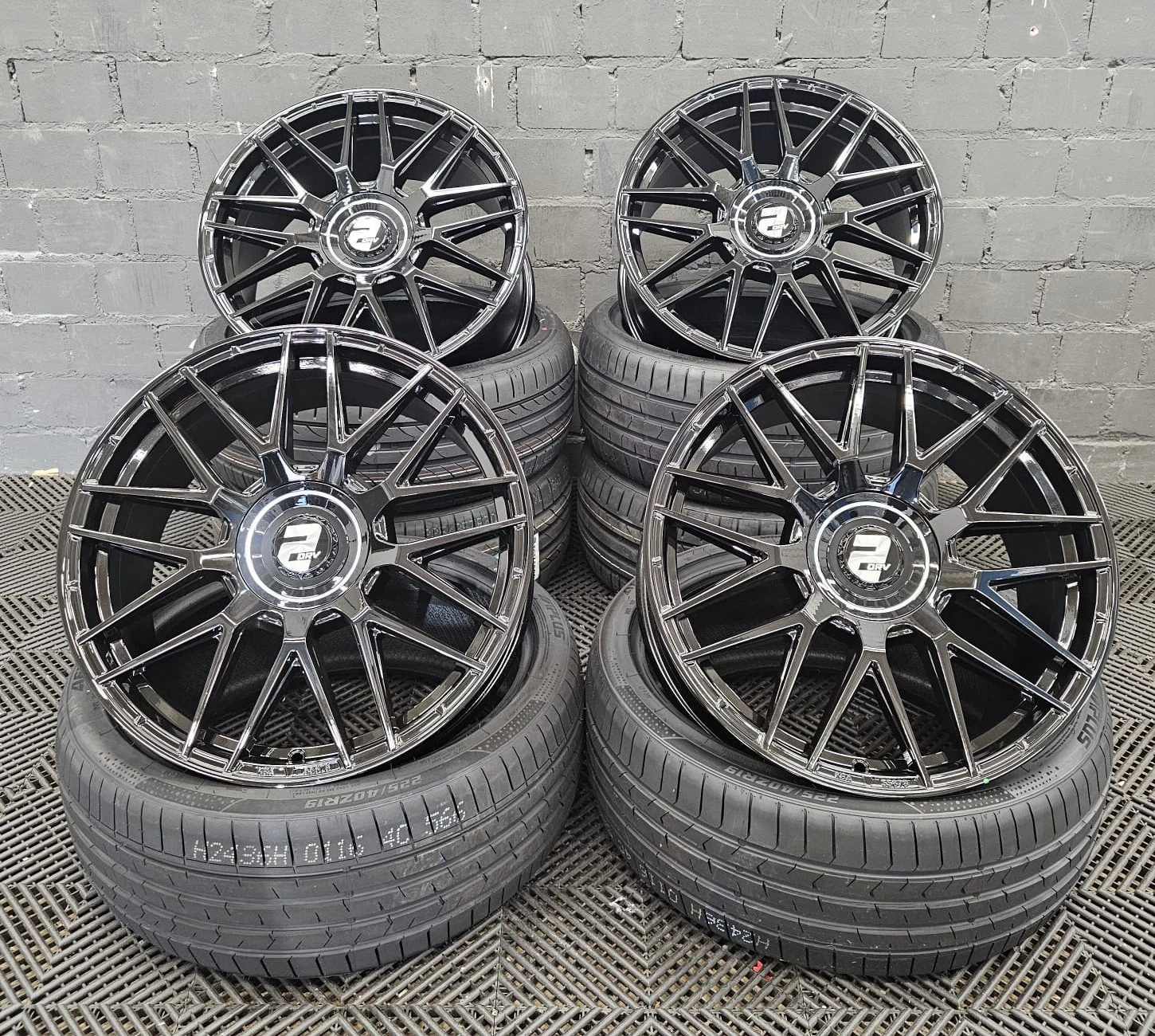 19 Zoll WH43 Alu Felgen für Skoda Superb IV iV Hybrid Yeti Octavia Scout 5E NX