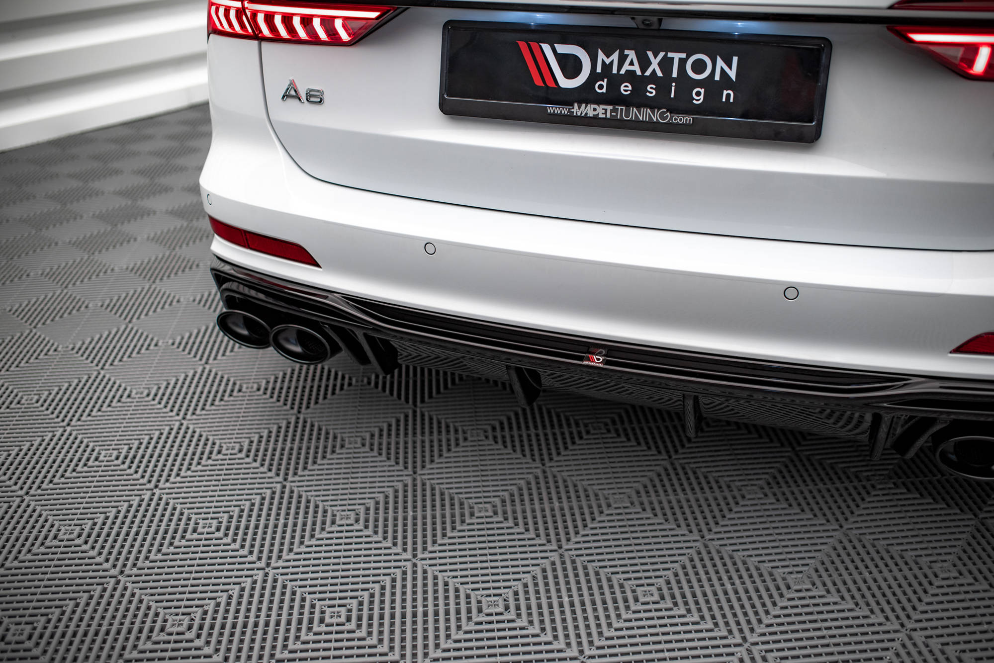 Street+ Heck Ansatz Diffusor + Endrohre passend für Audi A6 S-Line / S6 C8 / C8 FL