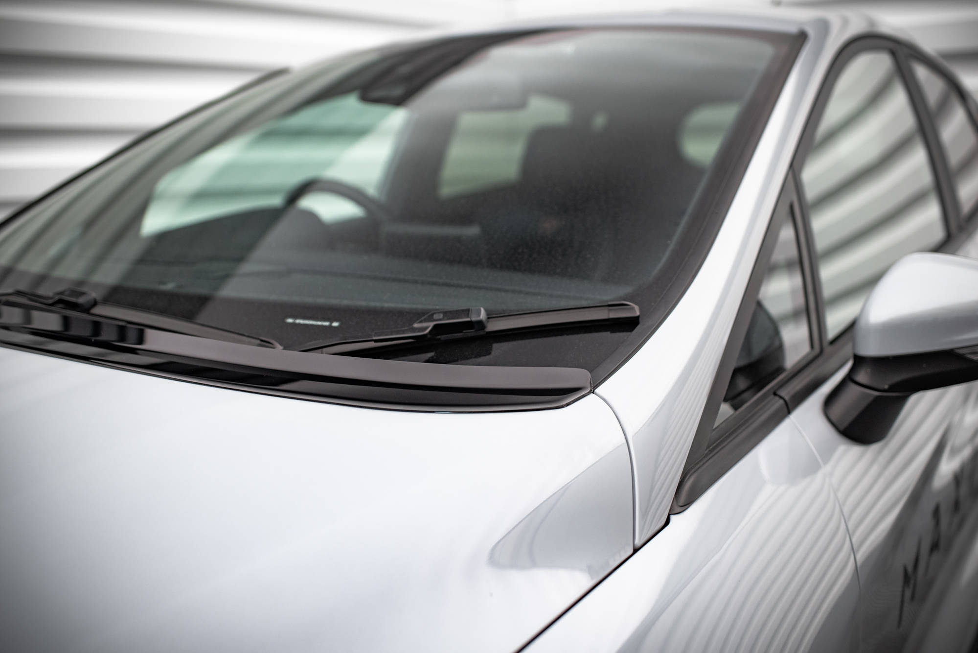 Verlängerung Motorhaube passend für Ford Fiesta Standard/ ST-Line/ ST schwarz Hochglanz