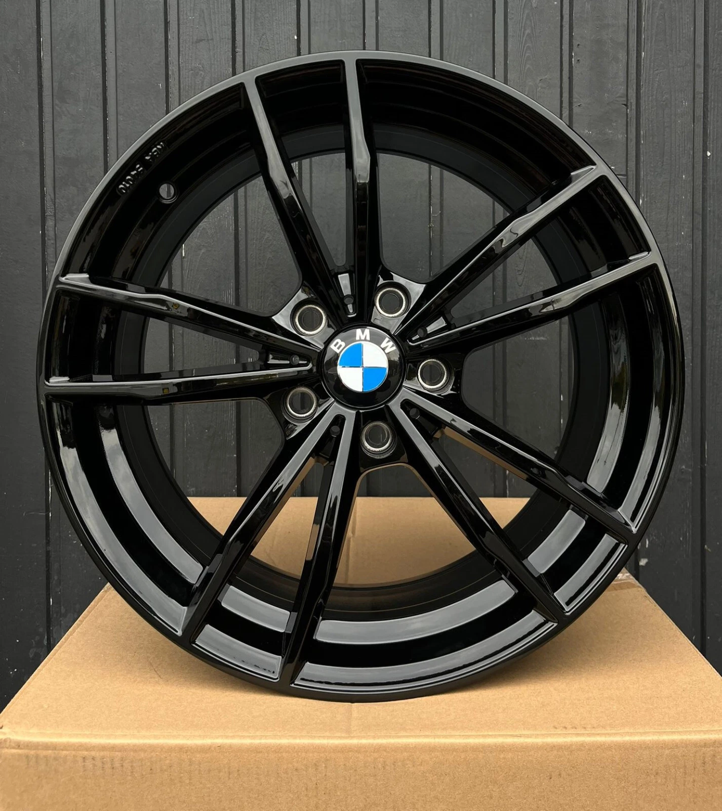 19 Zoll UA24 Felgen für BMW 5er G30 G31 M550 Limo Touring X3 X4 Z4 G01 G02 G29