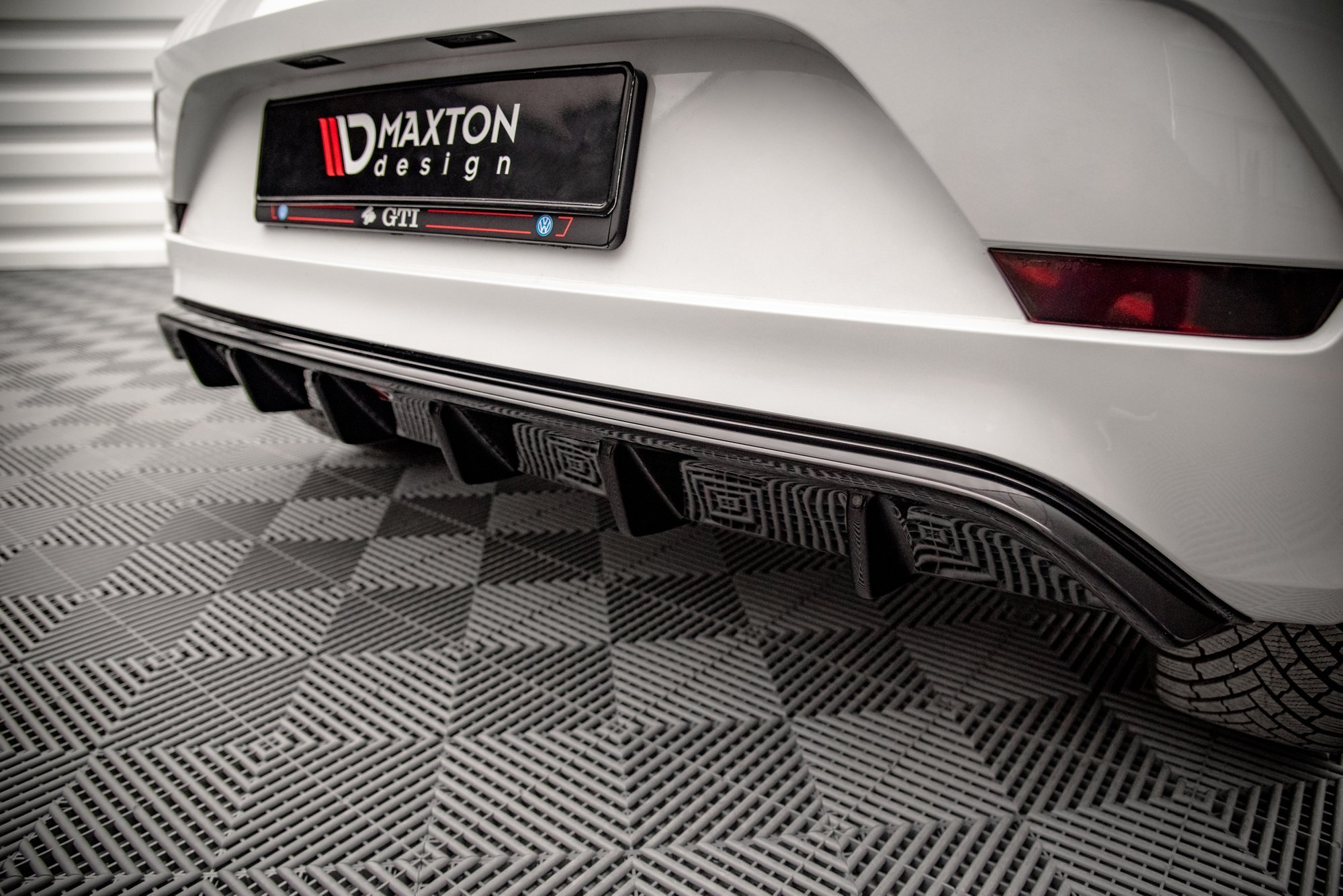 Street+ Heck Ansatz Diffusor passend für VW Up GTI schwarz Hochglanz