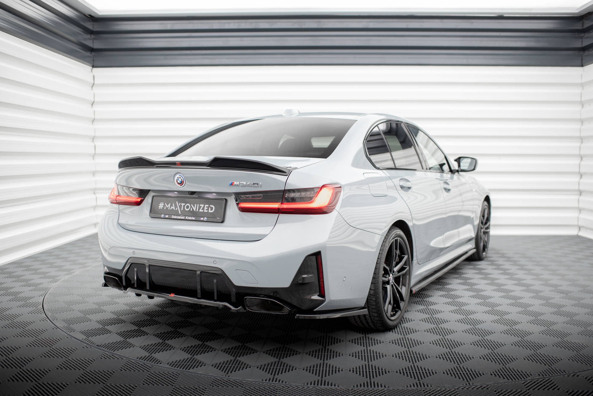 Street+ Heck Ansatz Flaps passend für BMW M340i G20 / G21 FL schwarz Hochglanz