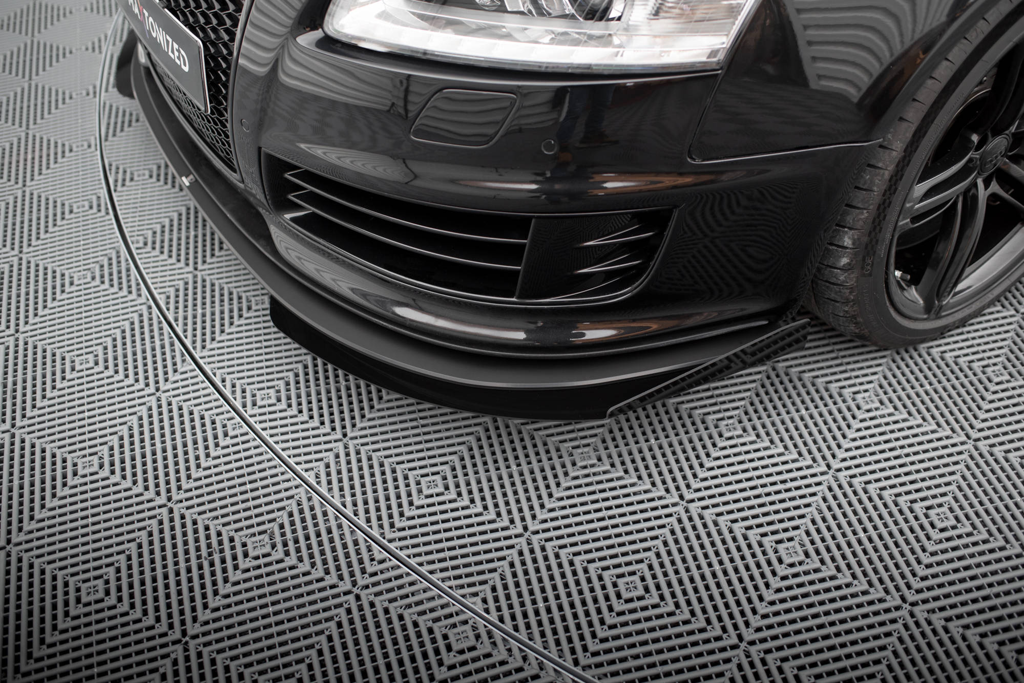 Front Stoßstange Flaps passend für Audi RS6 Avant C6 schwarz Hochglanz
