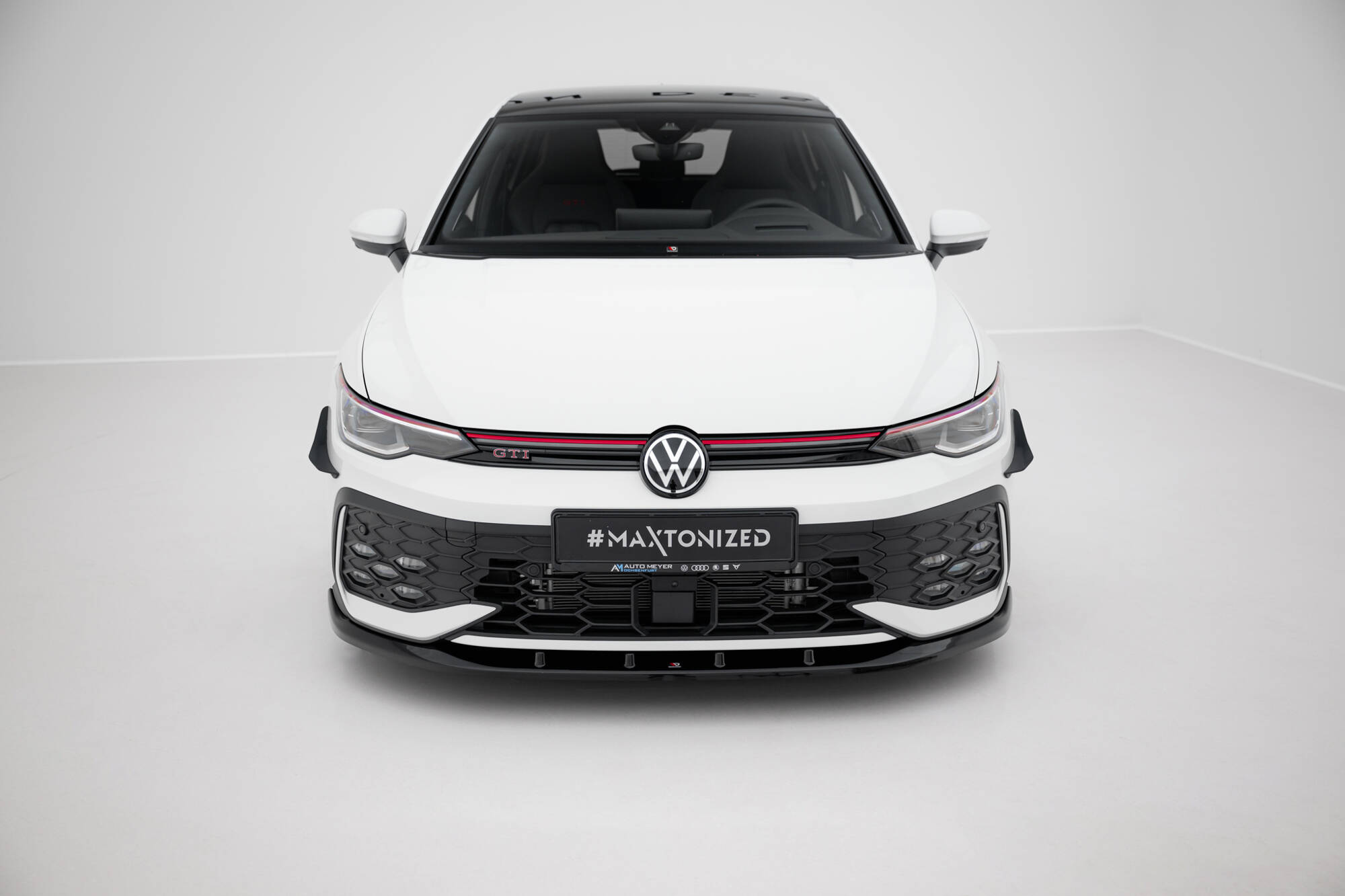 Street+ Spoilerlippe Front Ansatz V.5 passend für VW Golf GTI / GTE / R-Line Mk8 FL schwarz Hochglanz