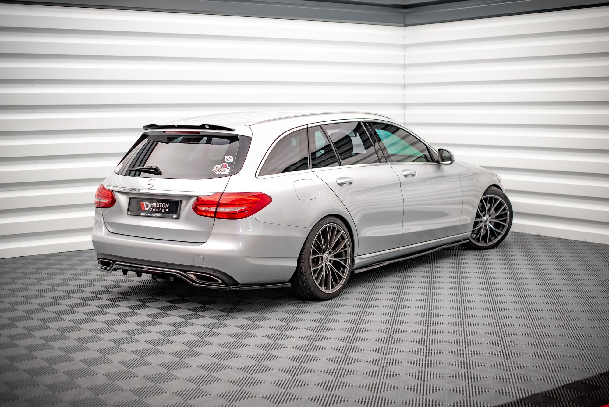 Street+ Seitenschweller Leisten passend für Mercedes C W205 schwarz Hochglanz