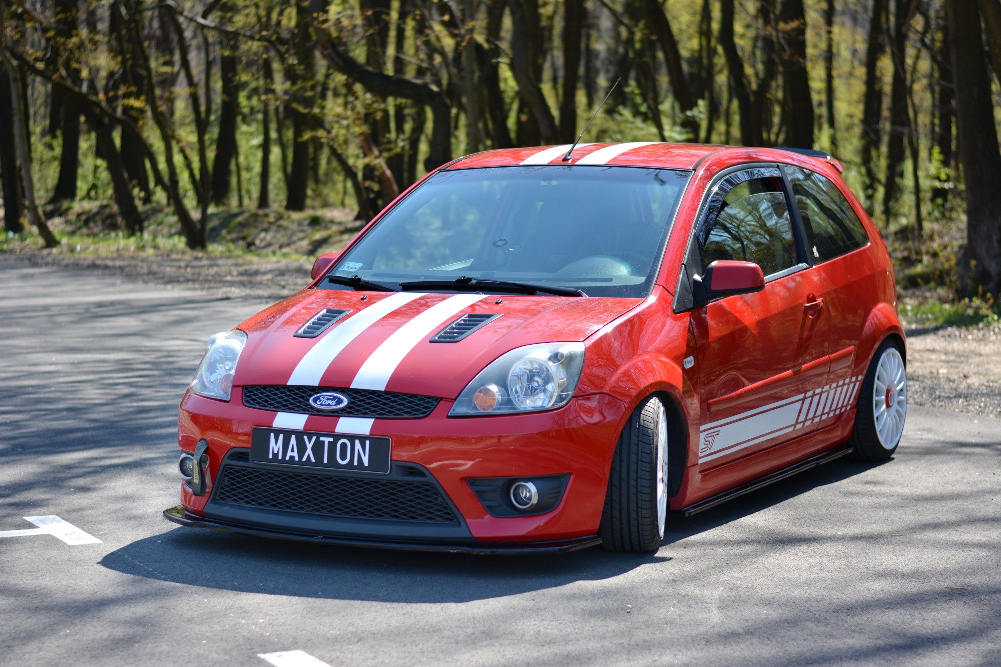 Front Ansatz V.2 für Ford Fiesta ST Mk6 schwarz Hochglanz