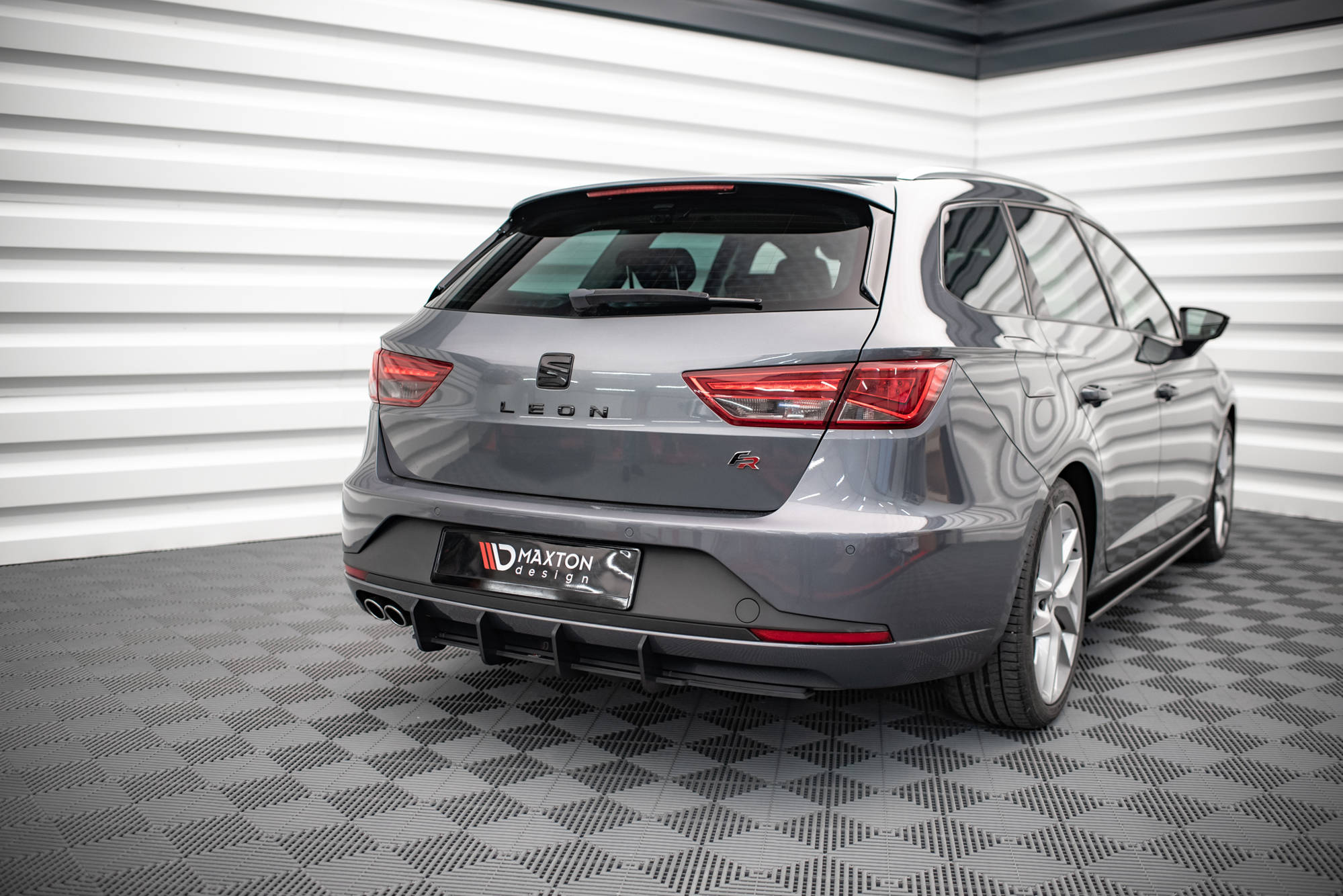 Street Pro Heckschürze Heck Ansatz Diffusor passend für Seat Leon FR Sportstourer Mk3