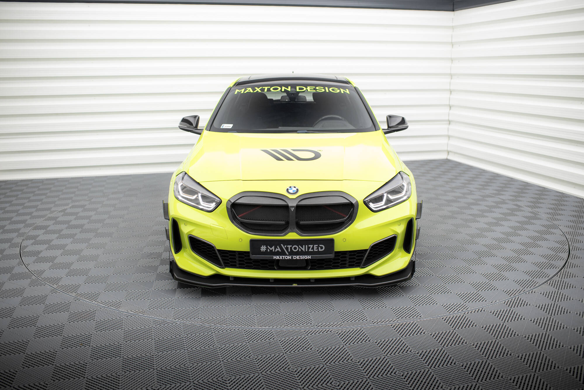 Street Pro Spoilerlippe Front Ansatz + Flaps passend für BMW 1er M-Paket / M135i / 128ti F40 schwarz Hochglanz