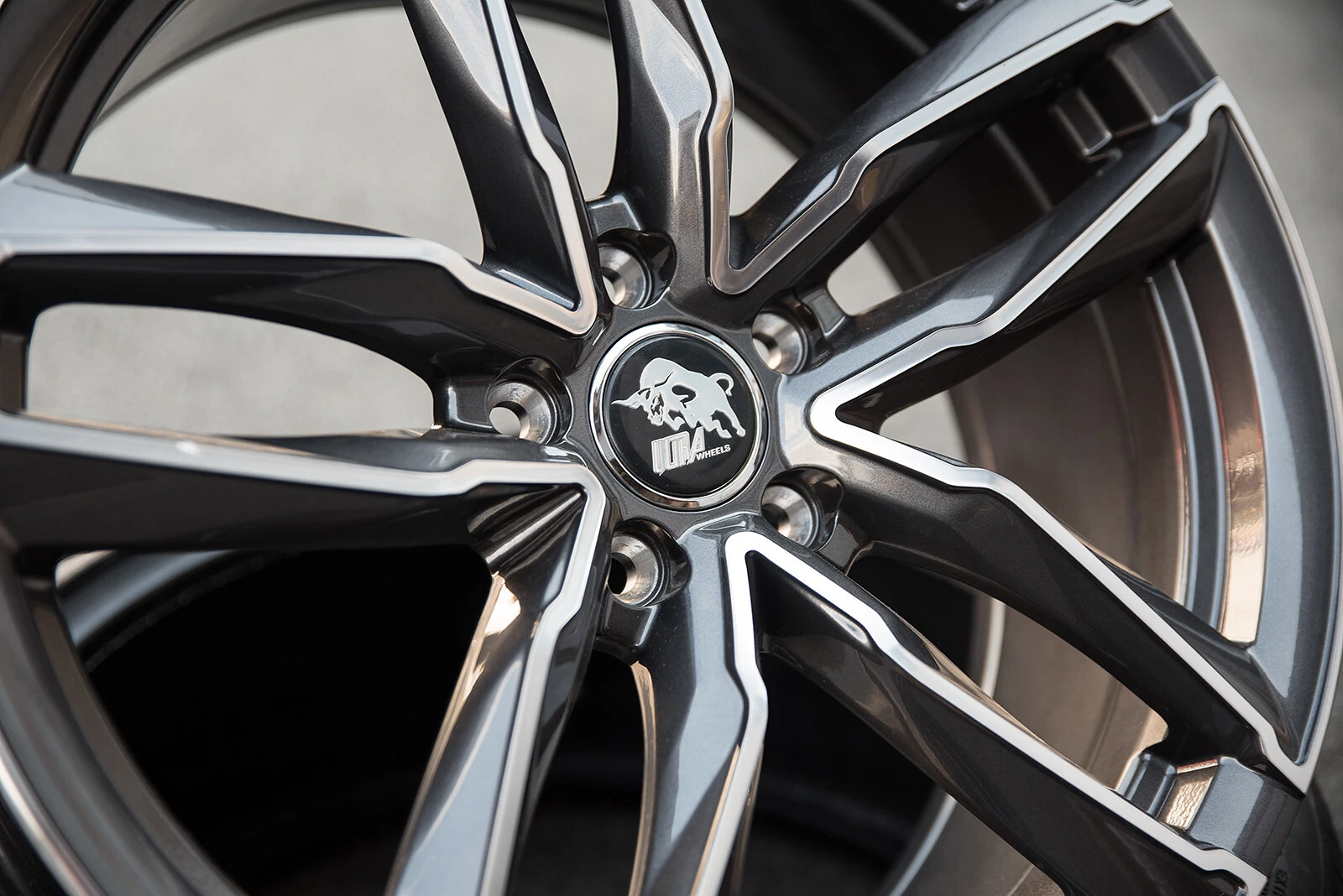 18 Zoll UA6 Felgen für VW Beetle Passat Scirocco R Shran T-Roc Troc Tiguan Rline