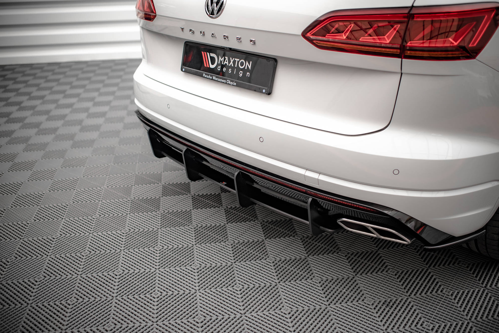 Street Pro Heckschürze Heck Ansatz Diffusor passend für VW Touareg R-Line Mk3