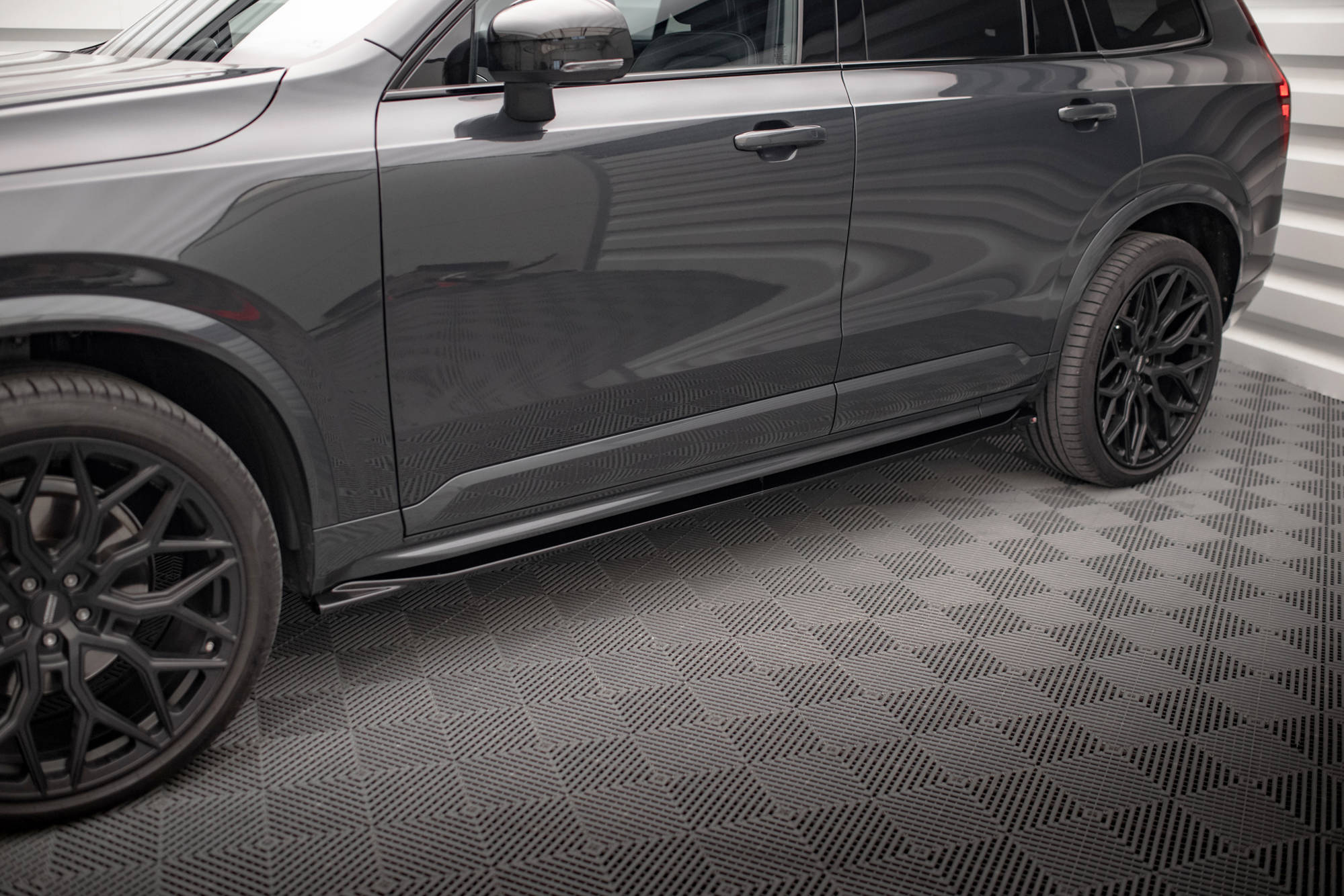 Street+ Seitenschweller Leisten passend für Volvo XC90 R-Design Mk2 FL schwarz Hochglanz