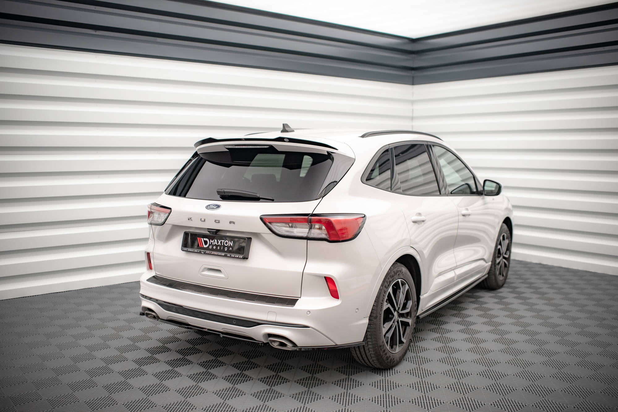 Street+ Heck Ansatz Flaps passend für Ford Kuga ST-Line Mk3 Carbon Look