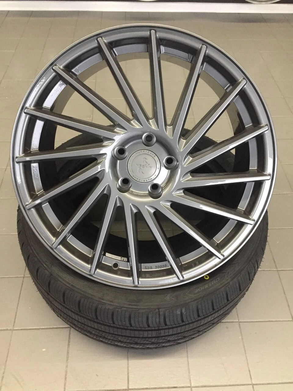 19 Zoll KT17 Alu Felgen für VW Golf 5 6 7 GTI R32 R Performance GTE E-Golf GTD