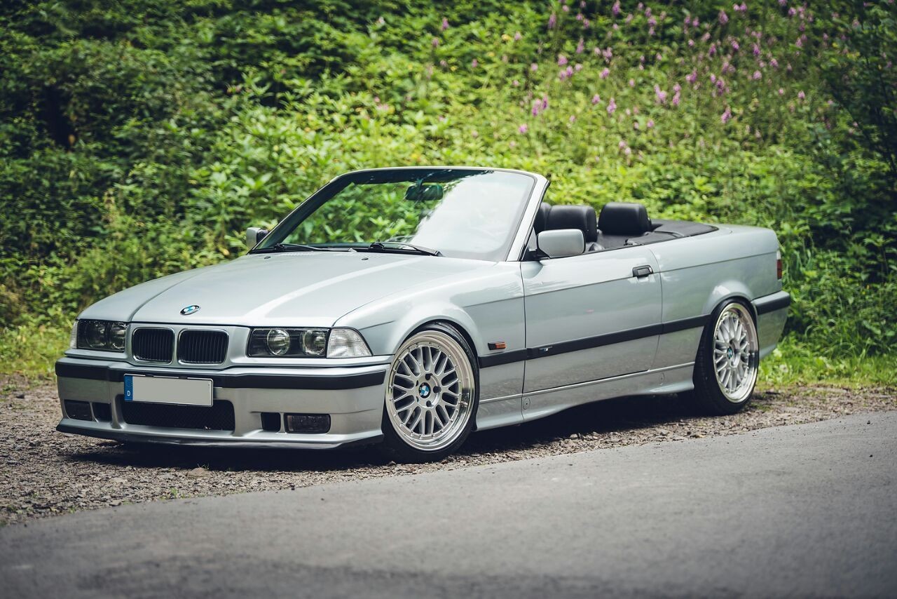 18 Zoll UA3 Felgen für BMW 3er E36 E46 E90 E91 1er E87 E82 F20 F21 Z3 Z4 Mini