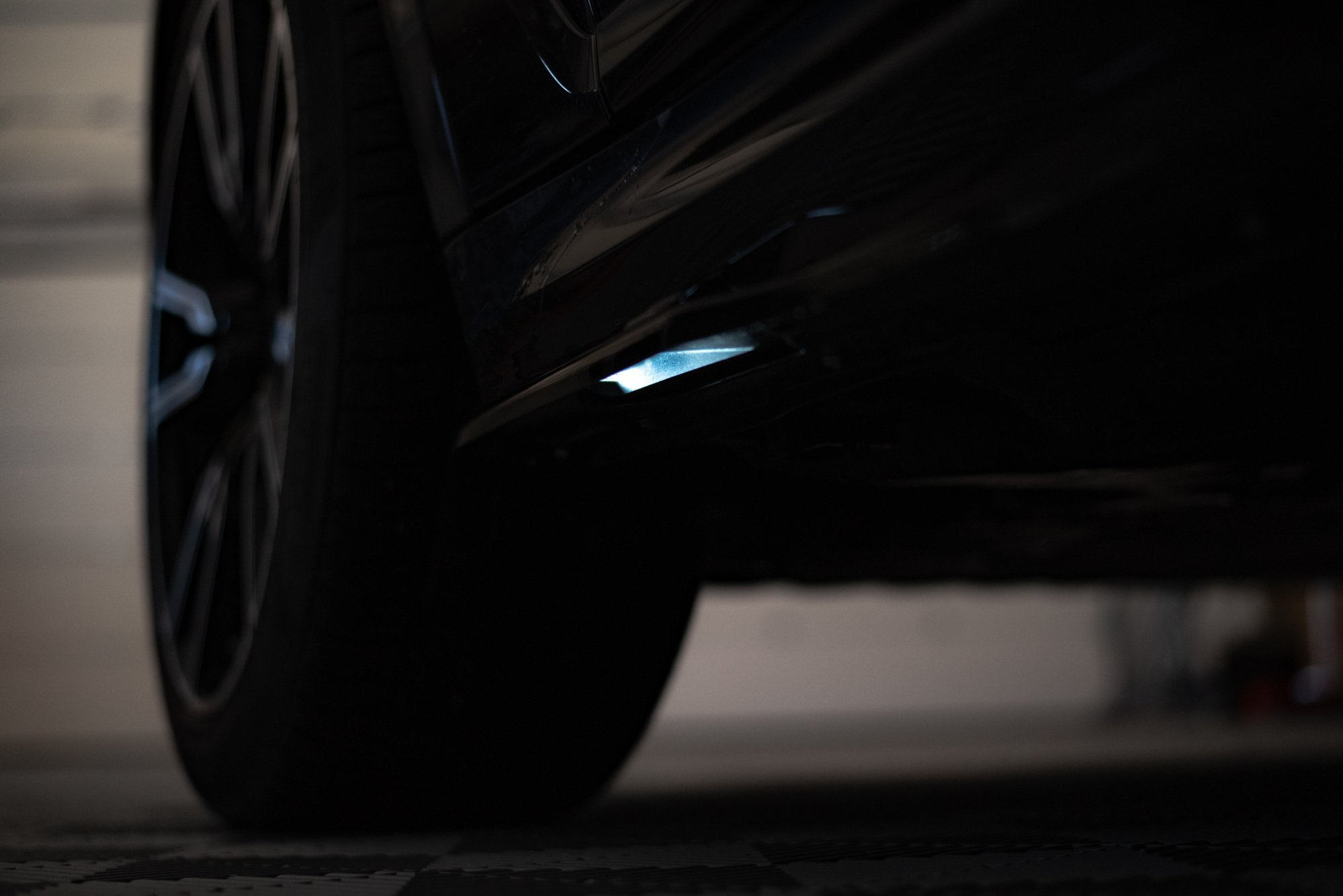 Street+ Seitenschweller Leisten passend für BMW X7 M-Paket G07 schwarz Hochglanz