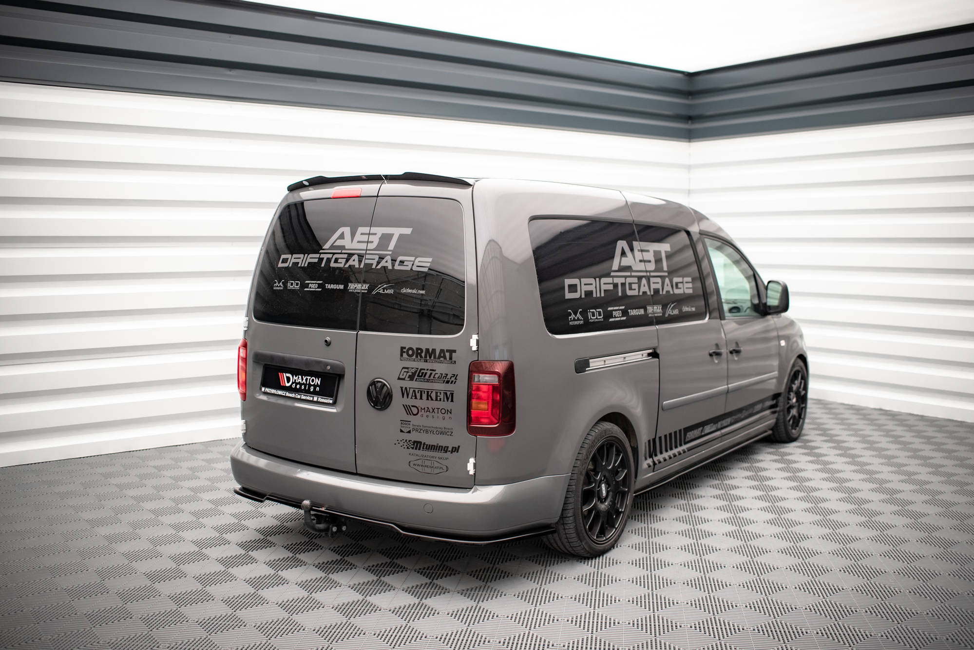 Street+ Seitenschweller Leisten passend für VW Caddy Long Mk3 FL schwarz Hochglanz