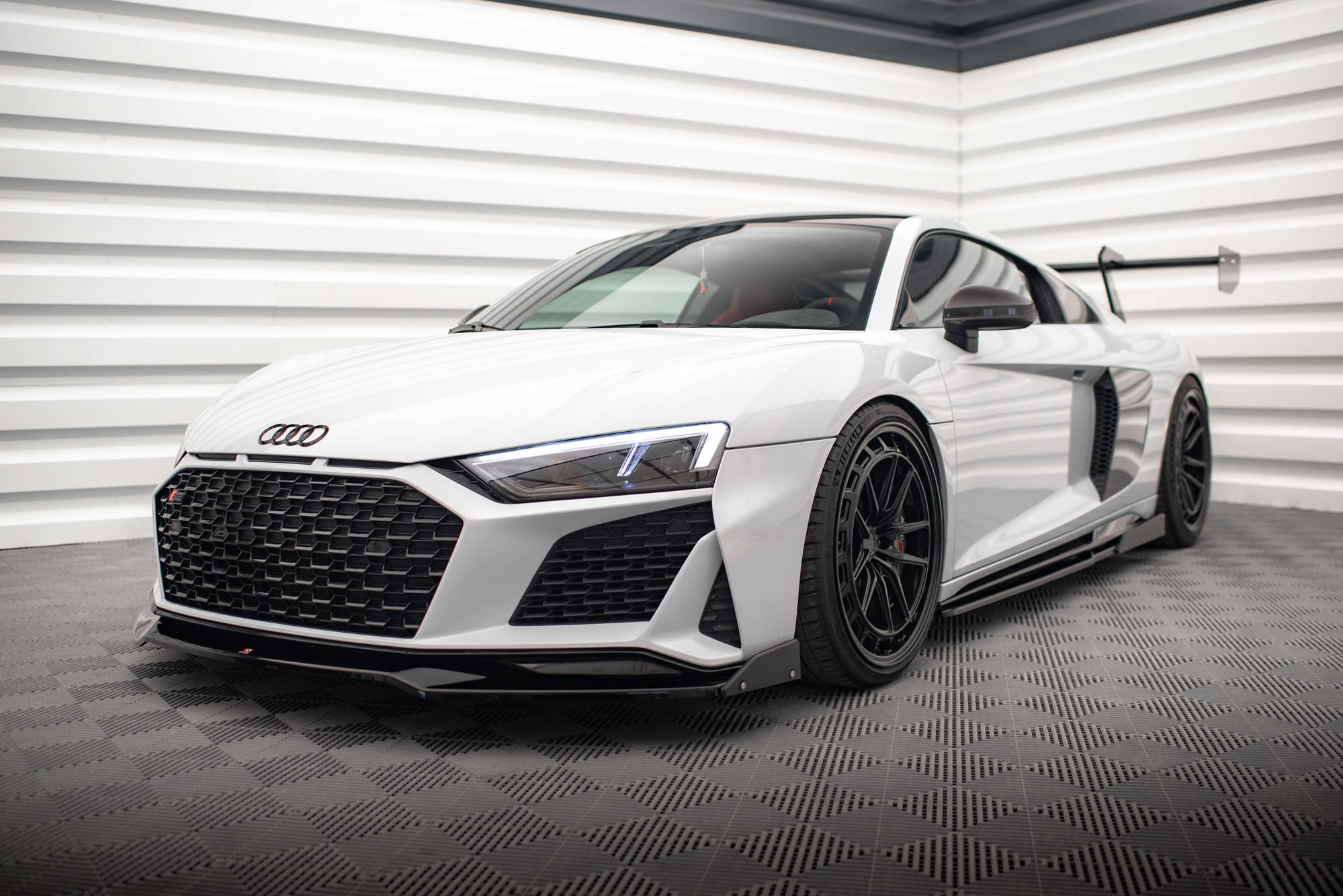 Street+ Spoilerlippe Front Ansatz V.3 + Flaps passend für Audi R8 Mk2 FL