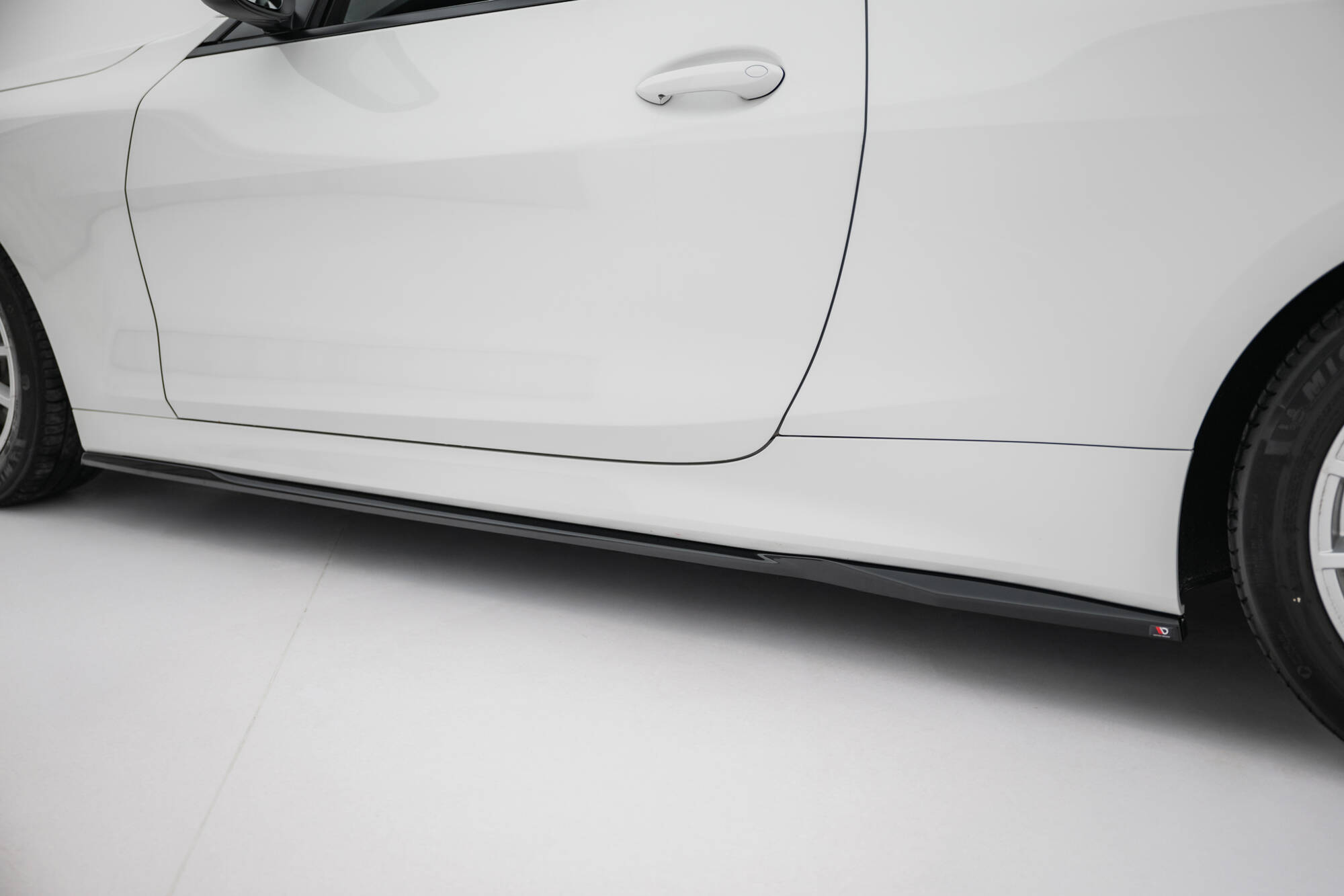 Street+ Seitenschweller Leisten passend für BMW 4er Coupe / Cabrio G22 / G23 schwarz Hochglanz