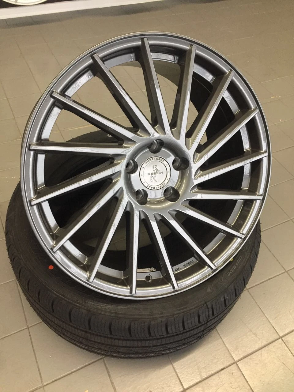 19 Zoll KT17 Felgen für VW Golf 5 6 7 GTI R R32 Variant Clubsport Leon Cupra FR