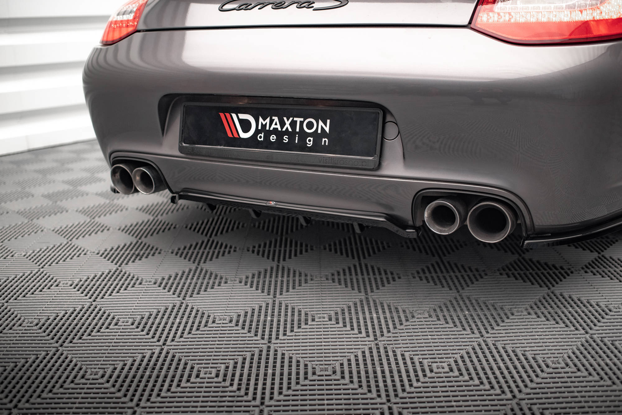 Street+ Mittlerer Diffusor RACE Heck Ansatz passend für Porsche 911 Carrera / Carrera GTS 997 FL schwarz Hochglanz