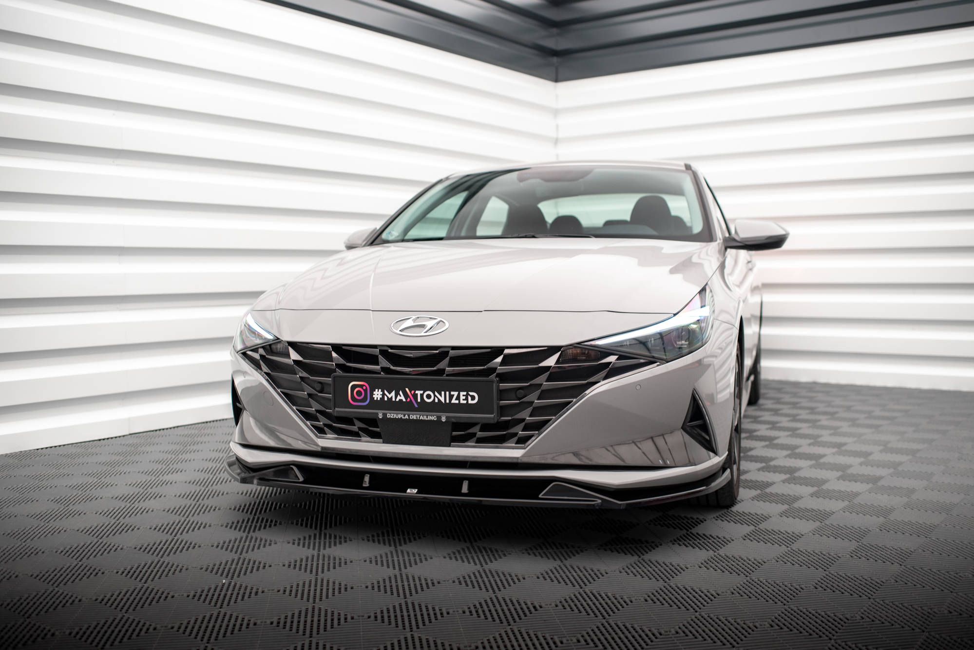 Street+ Spoilerlippe Front Ansatz passend für Hyundai Elantra Mk7 schwarz Hochglanz