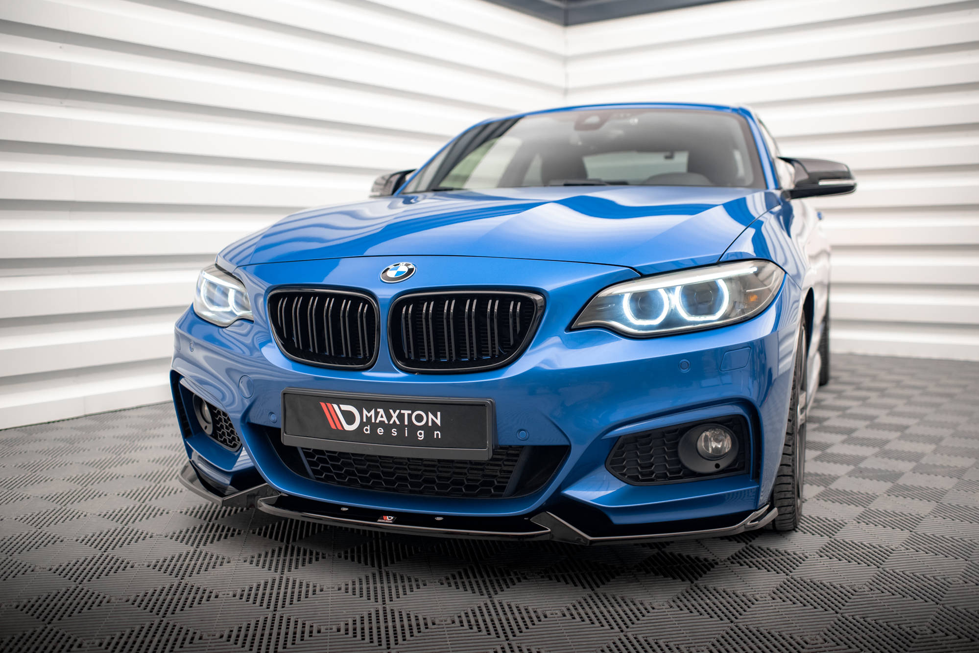 Street+ Spoilerlippe Front Ansatz V.2 passend für BMW 2 M-Paket F22 schwarz Hochglanz