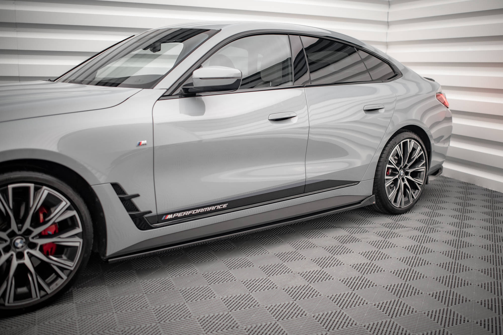 Street+ Seitenschweller Leisten V.2 passend für BMW 4er Gran Coupe M-Paket / M440i G26 schwarz Hochglanz