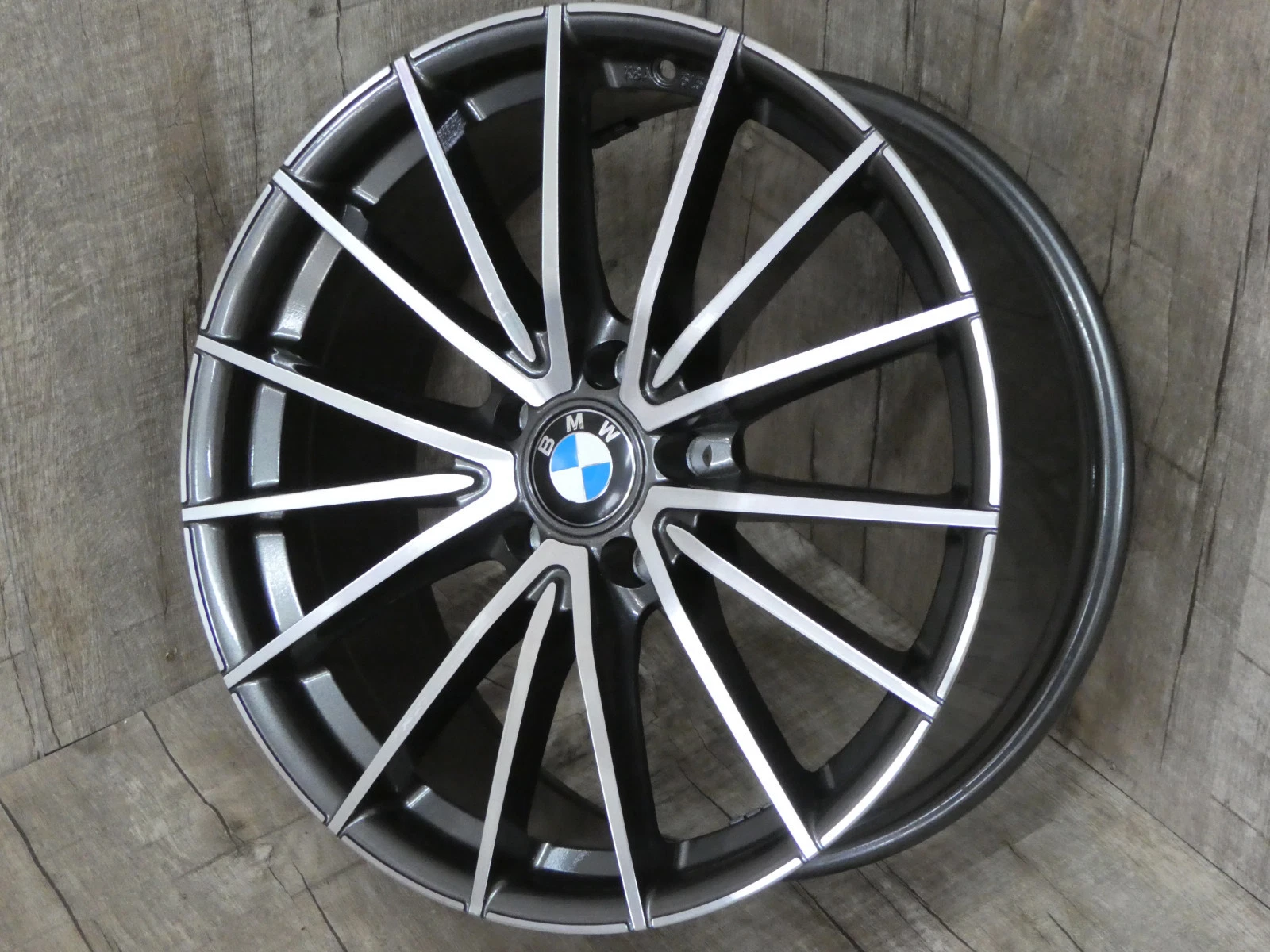 18 Zoll V2 Alu Felgen 5x120 et45 für BMW X3 X4 F25 F26 E83 M Paket Performance
