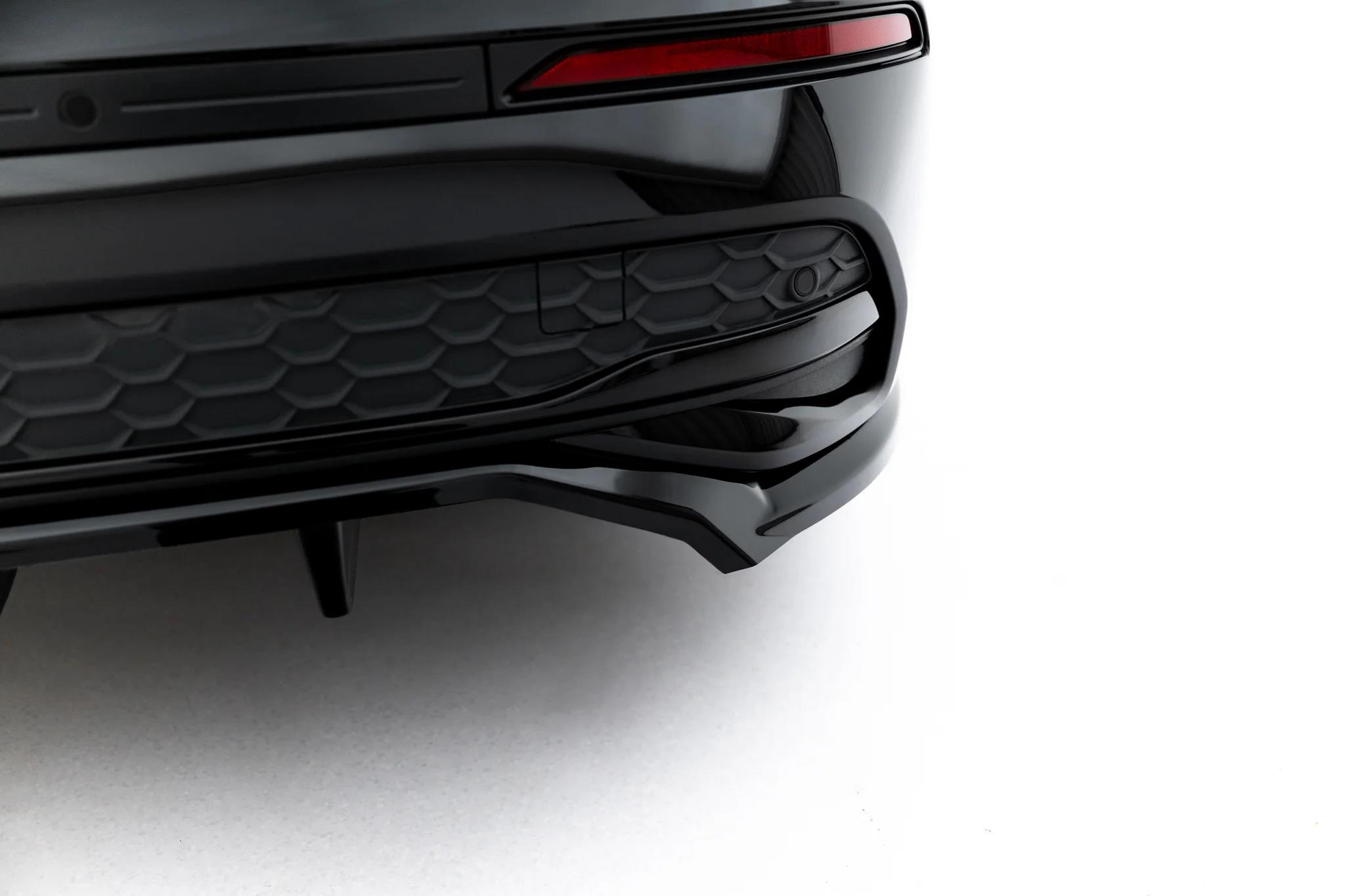 Street+ Mittlerer Diffusor RACE passend für Audi A3 Limousine 8Y Facelift schwarz Hochglanz