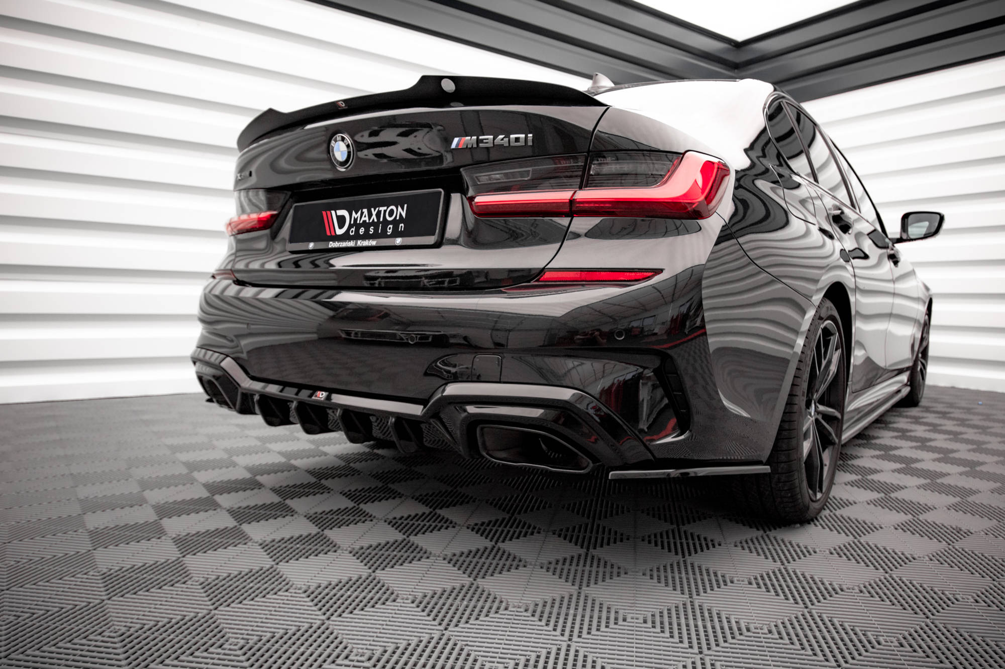 Street+ Heck Ansatz Flaps V.3 passend für BMW M340i / M-Paket G20 / G21 schwarz Hochglanz