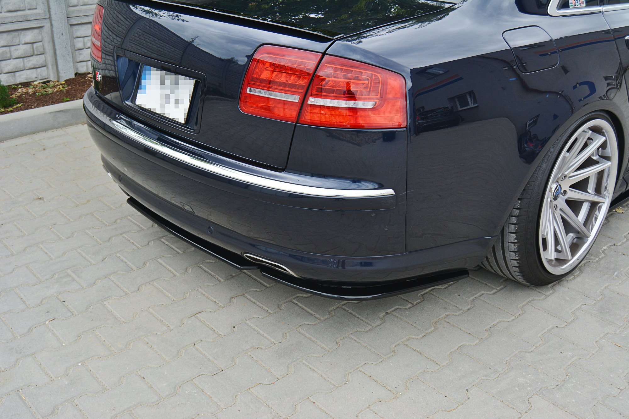 Heckansatz Audi A8 W12 D3 schwarz Hochglanz