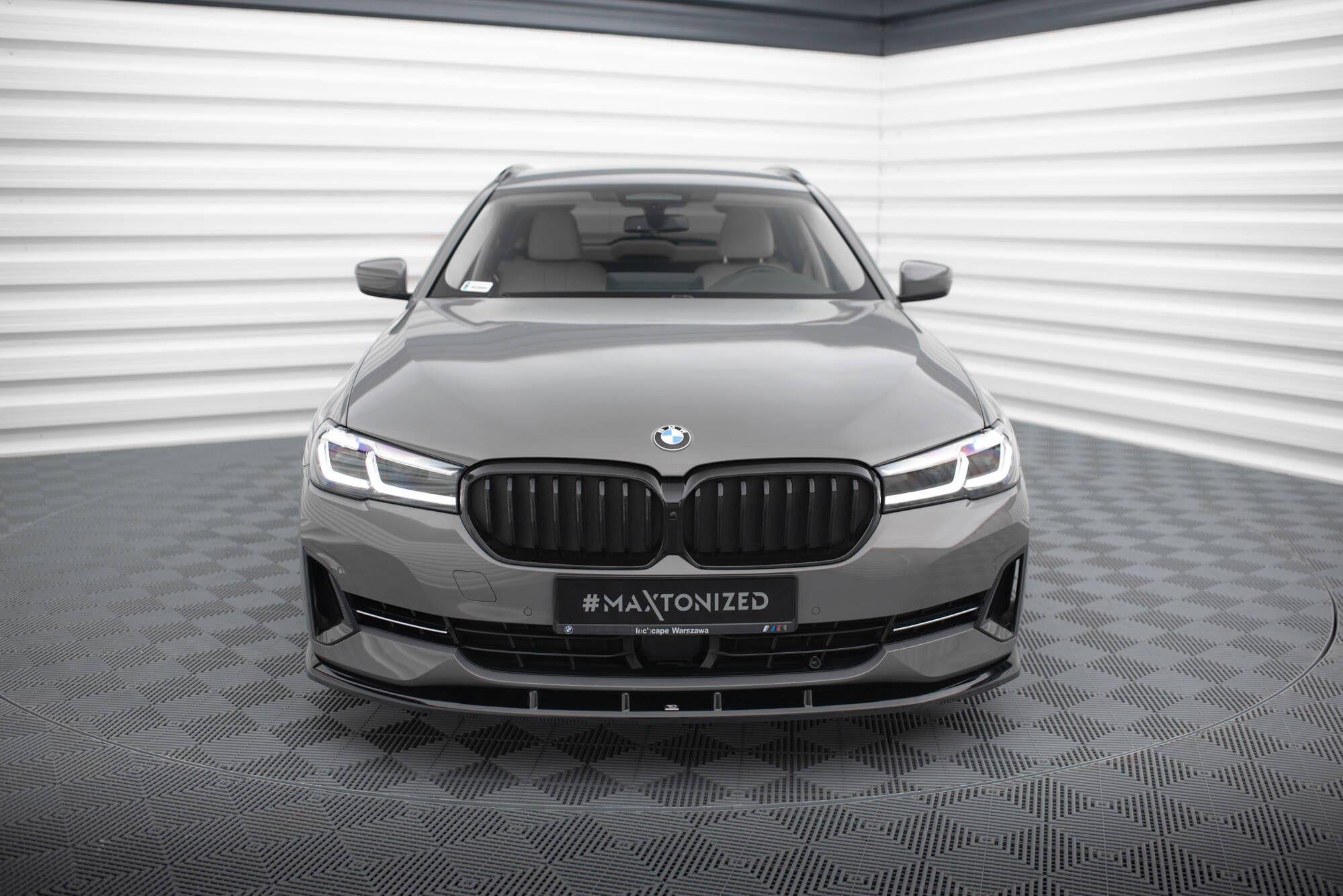 Street+ Spoilerlippe Front Ansatz V.1 passend für BMW 5er G30 / G31 FL schwarz Hochglanz