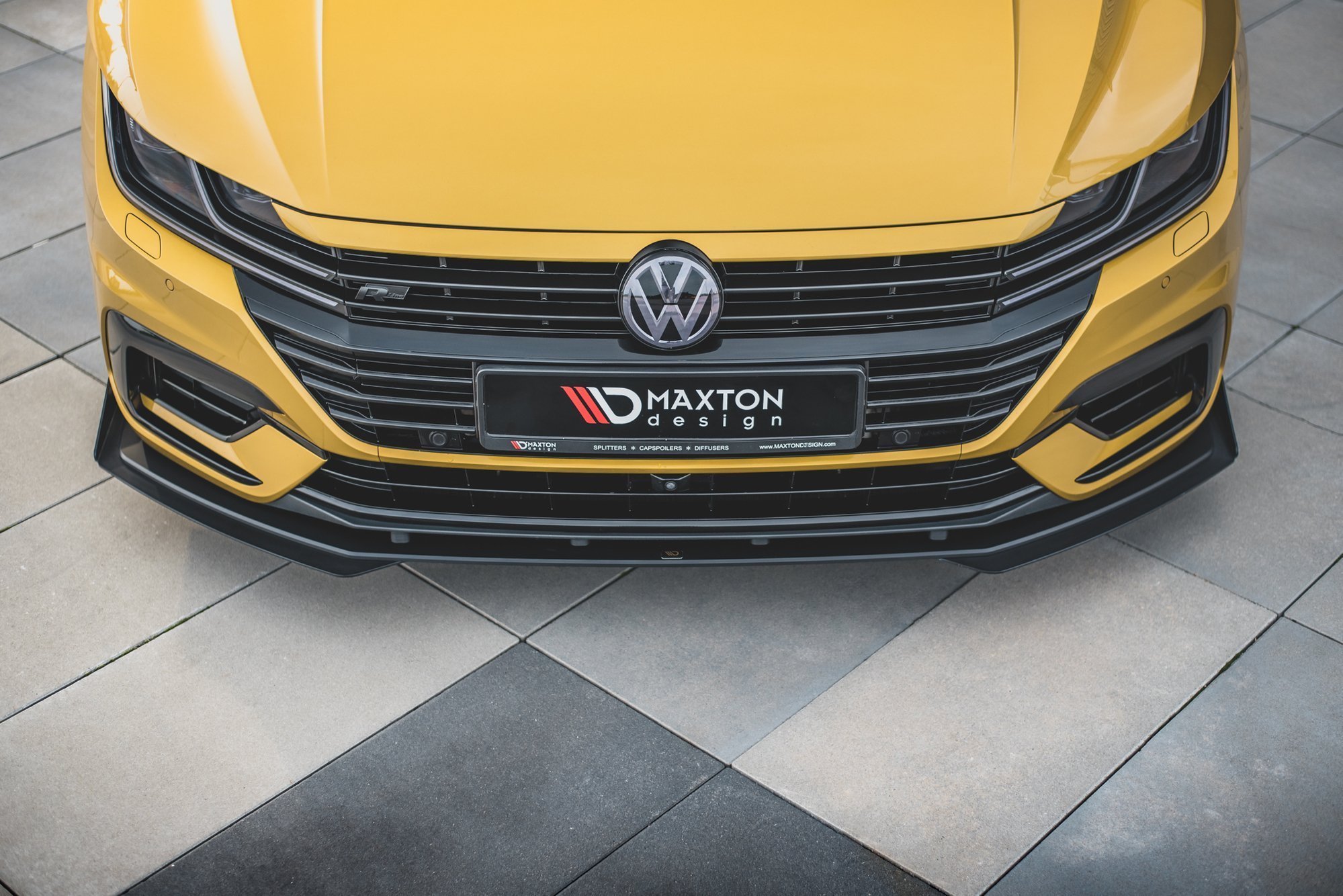 Street Pro Spoilerlippe Front Ansatz + Flaps passend für VW Arteon R-Line Limousine / Shooting Brake Mk1 schwarz Hochglanz