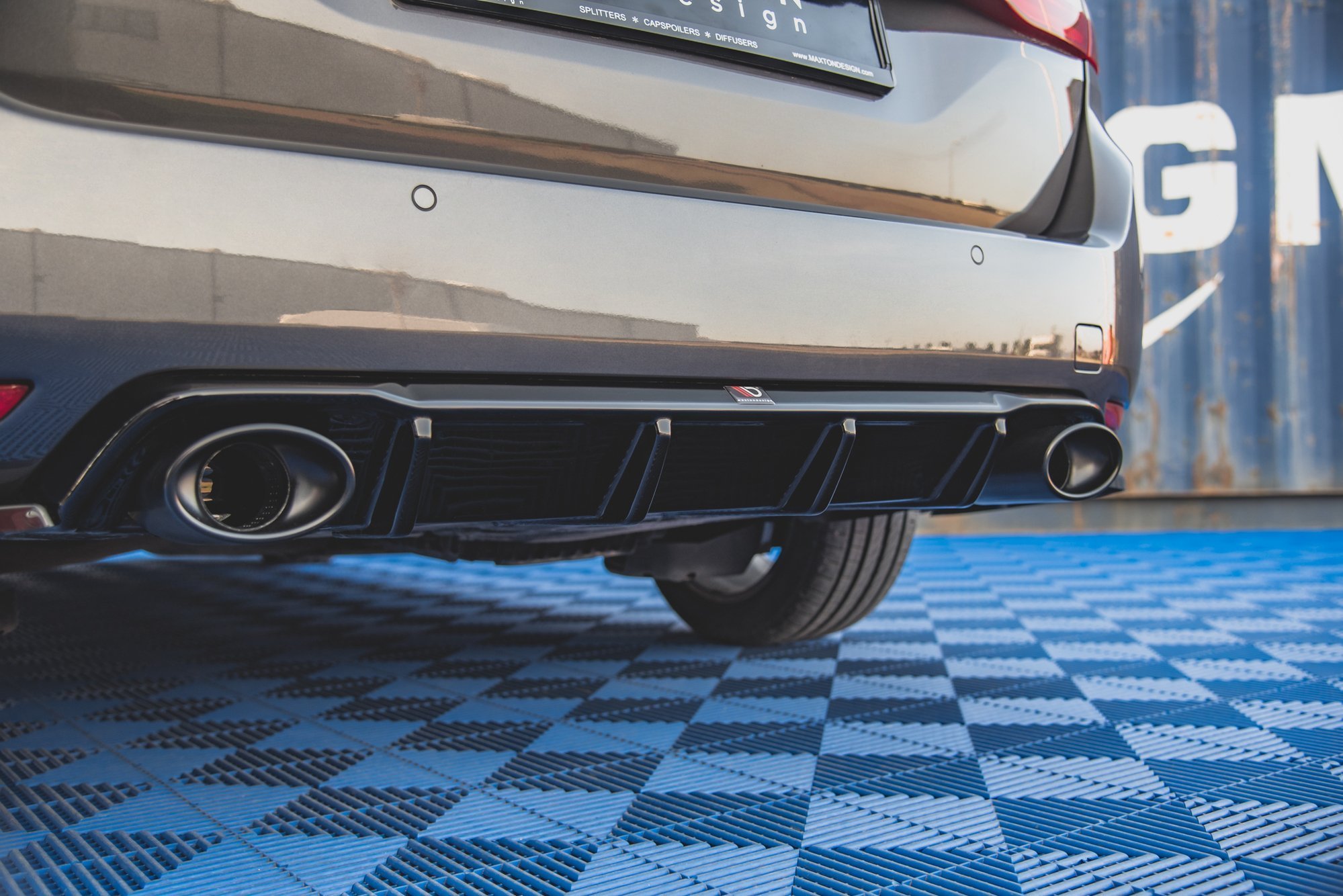 Street+ Heck Ansatz Diffusor + Endrohre passend für Peugeot 308 SW Mk2