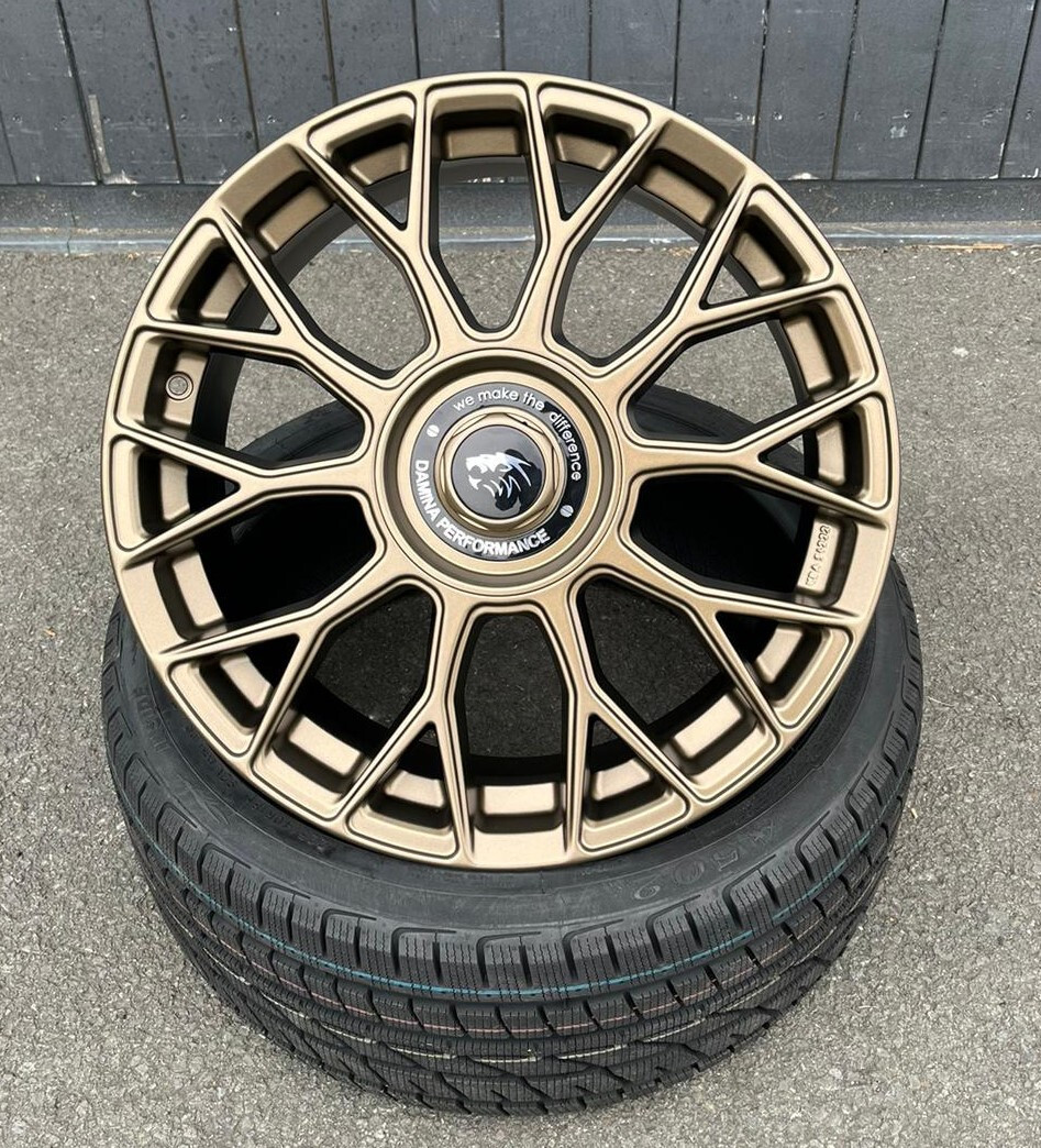 18 Zoll DM10 Felgen für Mercedes C Klasse W205 W204 C63 AMG A205 C205 T-Modell