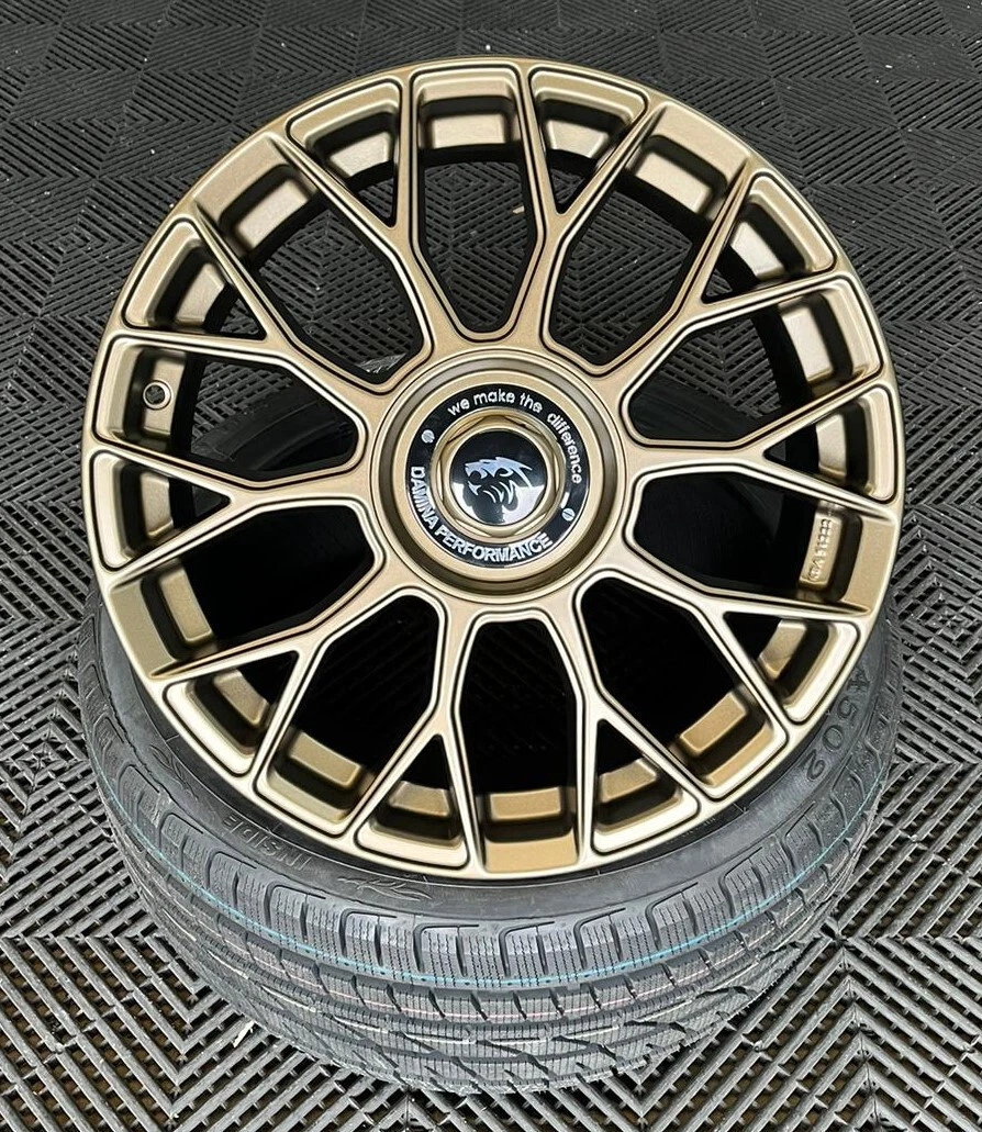 18 Zoll DM10 Felgen für Mercedes C Klasse W205 W204 C63 AMG A205 C205 T-Modell