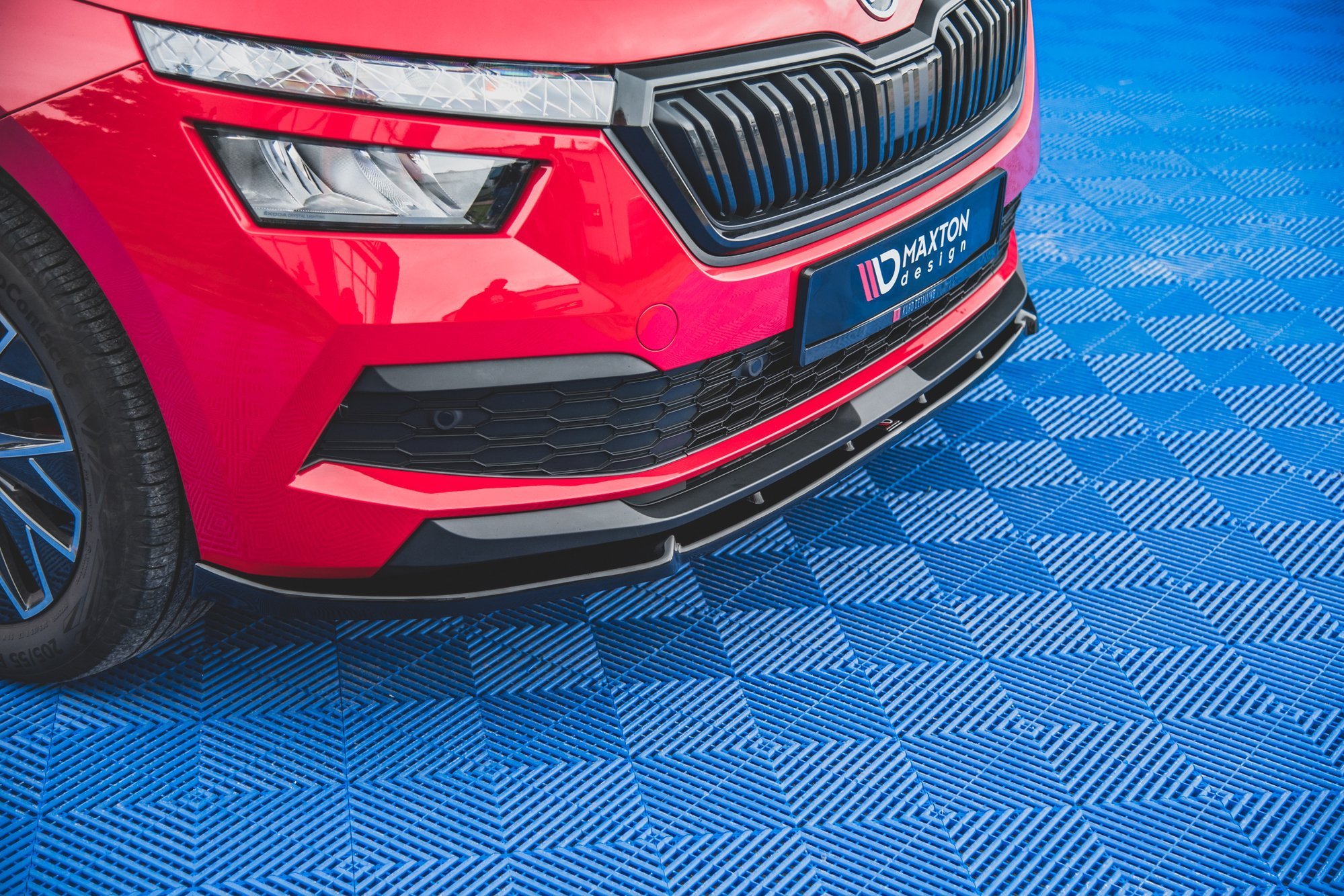 Street+ Spoilerlippe Front Ansatz V.2 passend für Skoda Kamiq Mk1 schwarz Hochglanz
