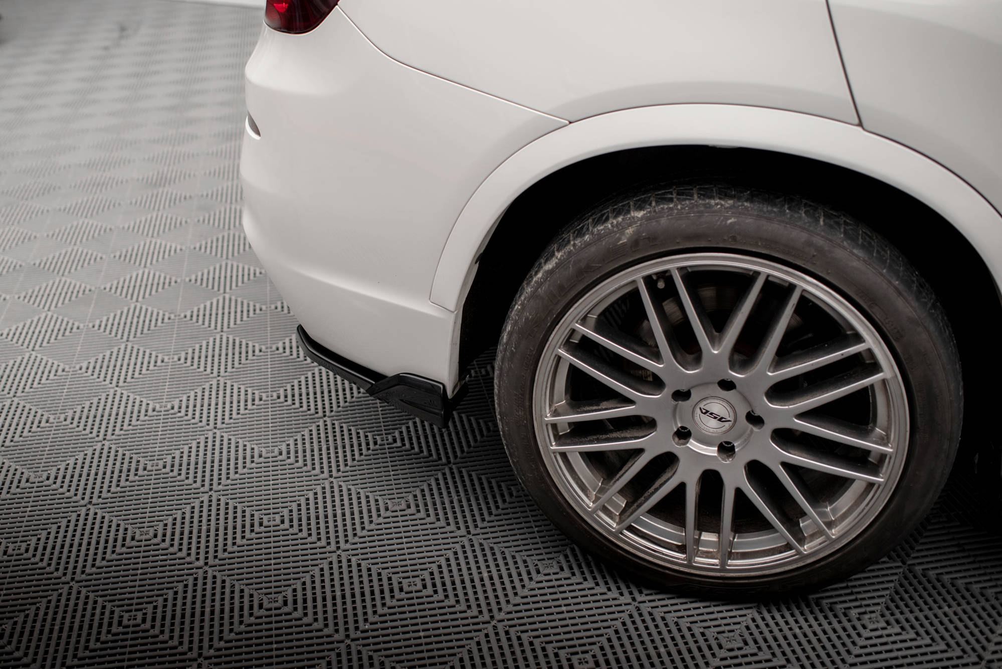 Street+ Heck Ansatz Flaps passend für BMW X3 M-Paket F25 schwarz Hochglanz