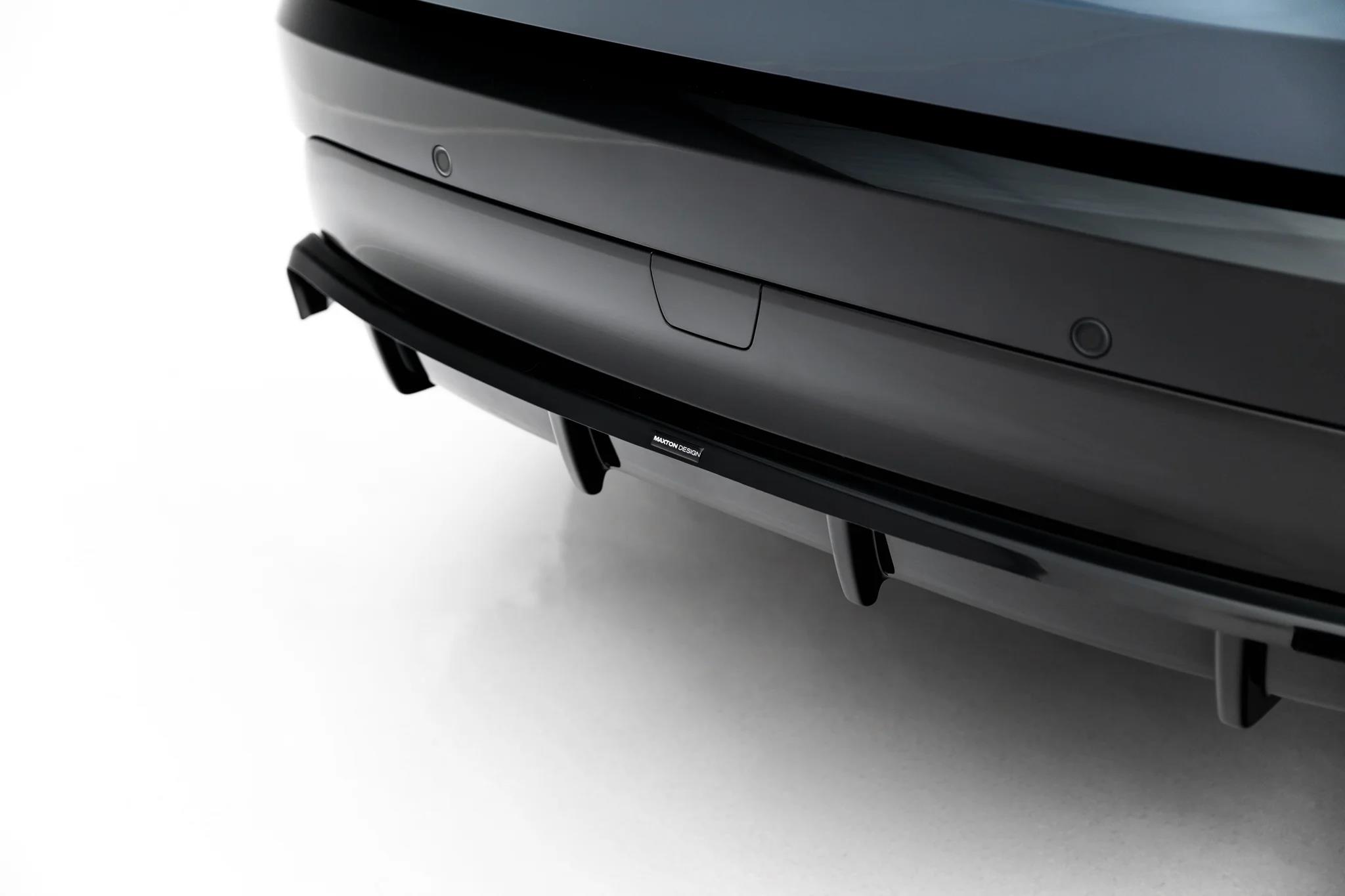 Street+ Mittlerer Diffusor RACE passend für Land Rover Discovery HSE Mk5 Facelift schwarz Hochglanz