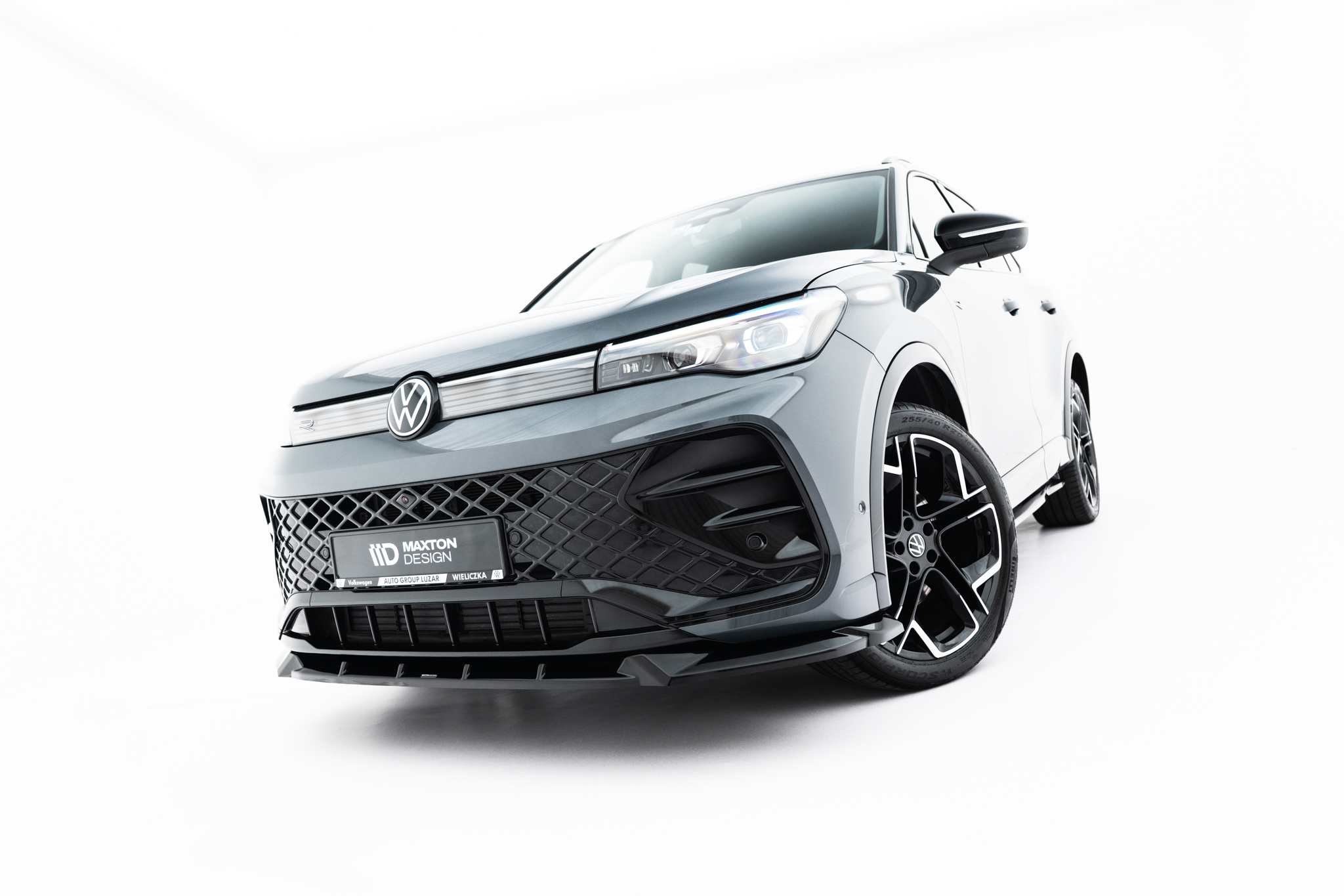 Street+ Spoilerlippe Front Ansatz V.1 passend für VW Tiguan R-Line Mk3 schwarz Hochglanz