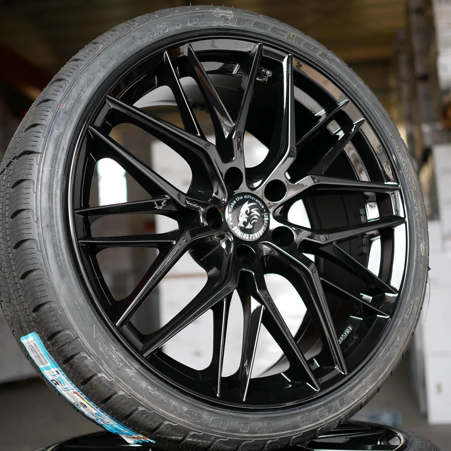 18 Zoll DM08 Alu Felgen für Mercedes EQA H243 EQB X243 AMG Line 4Matic Elektro